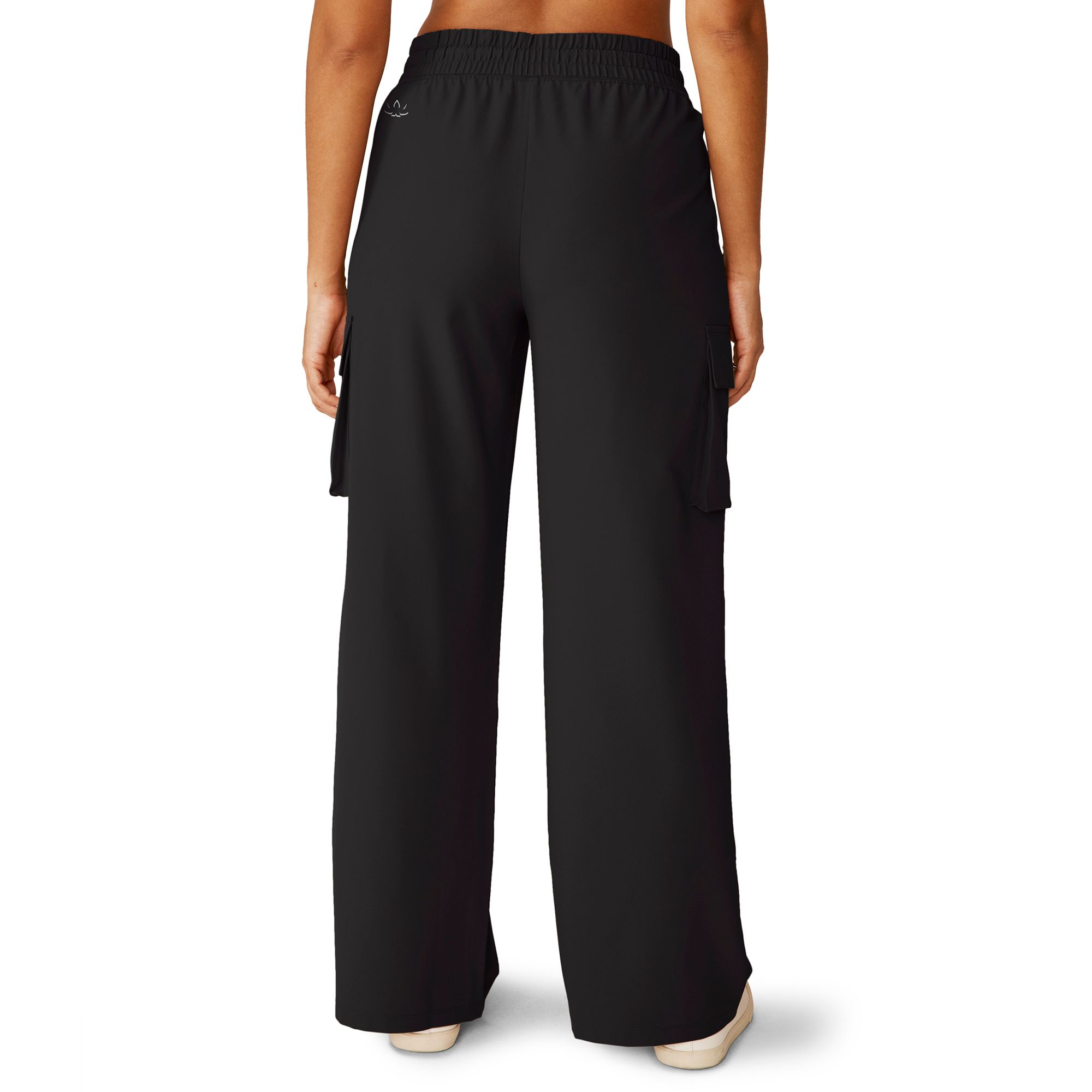 Beyond Yoga Women's City Chic Cargo Pants product image