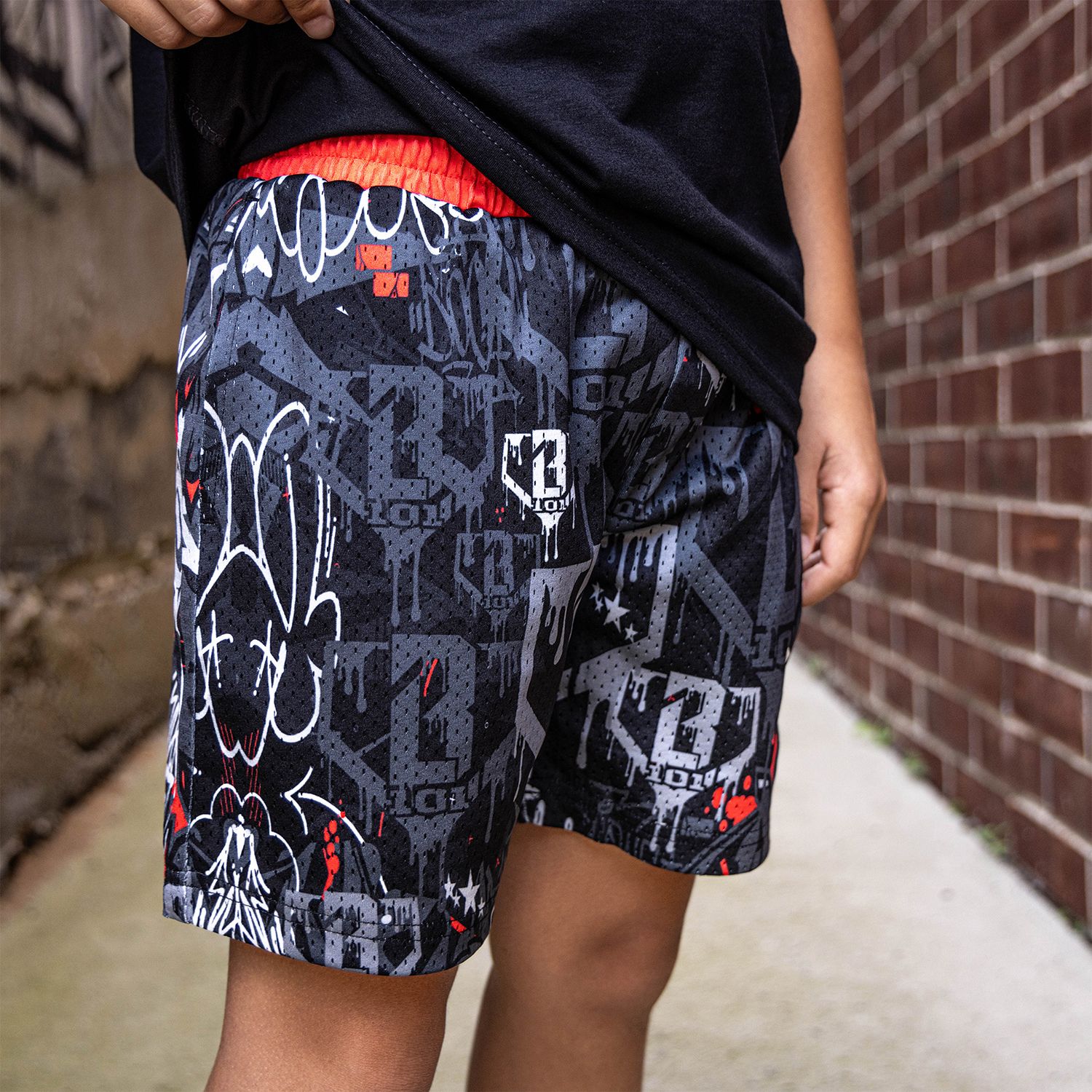 Baseball Lifestyle 101 Boys' 5” Graffiti Crown Shorts product image