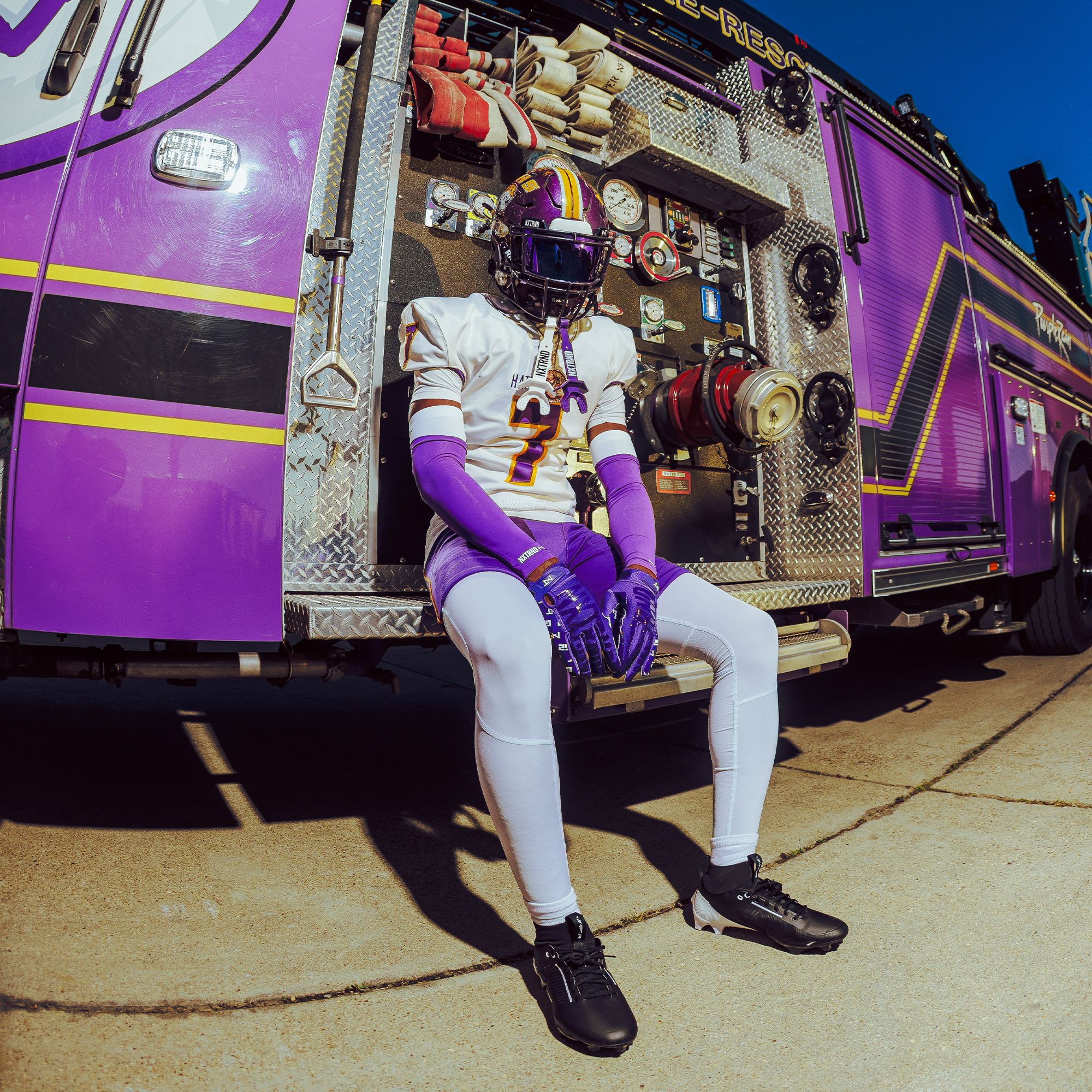 NXTRND G2 Pro Football Gloves product image