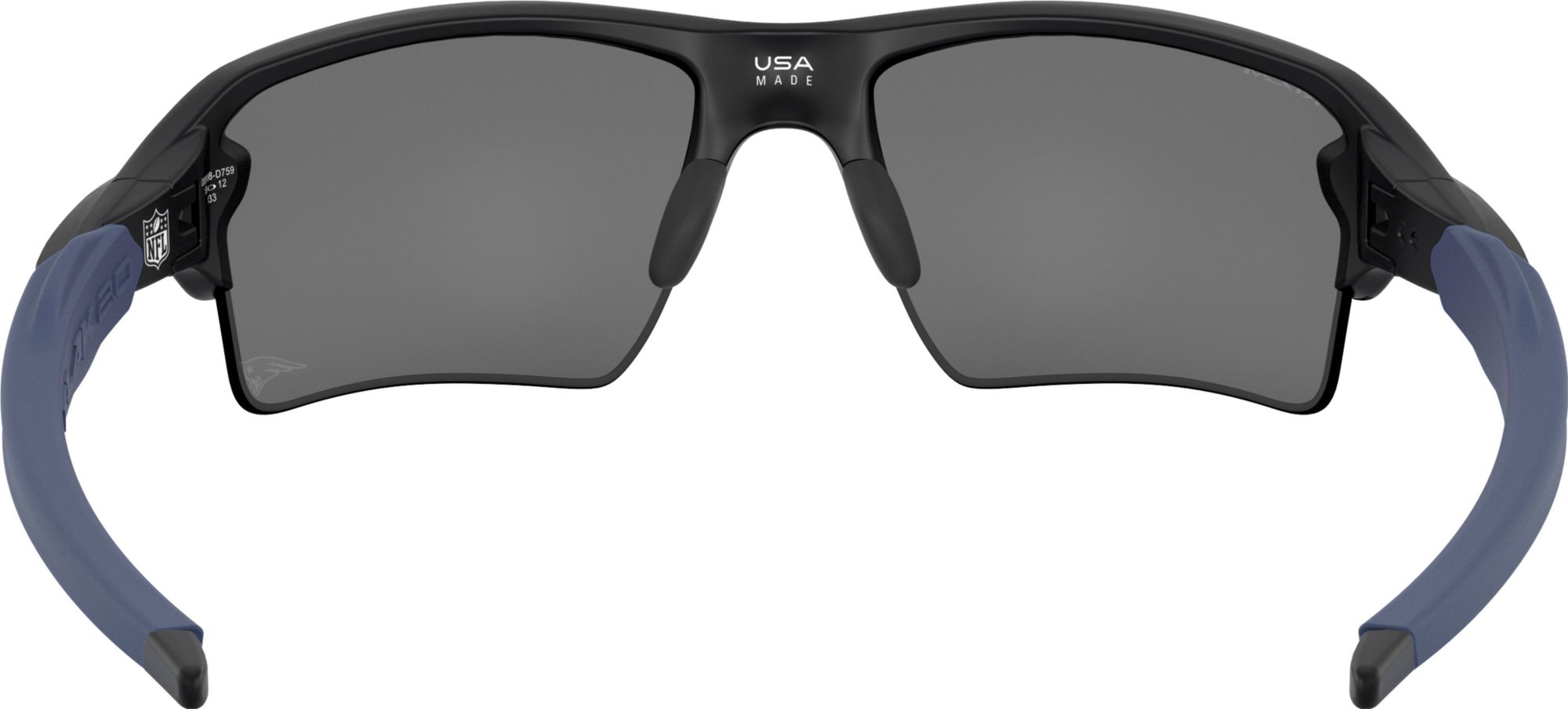 Oakley New England Patriots Oak Flak 2.0 XL Sunglasses product image