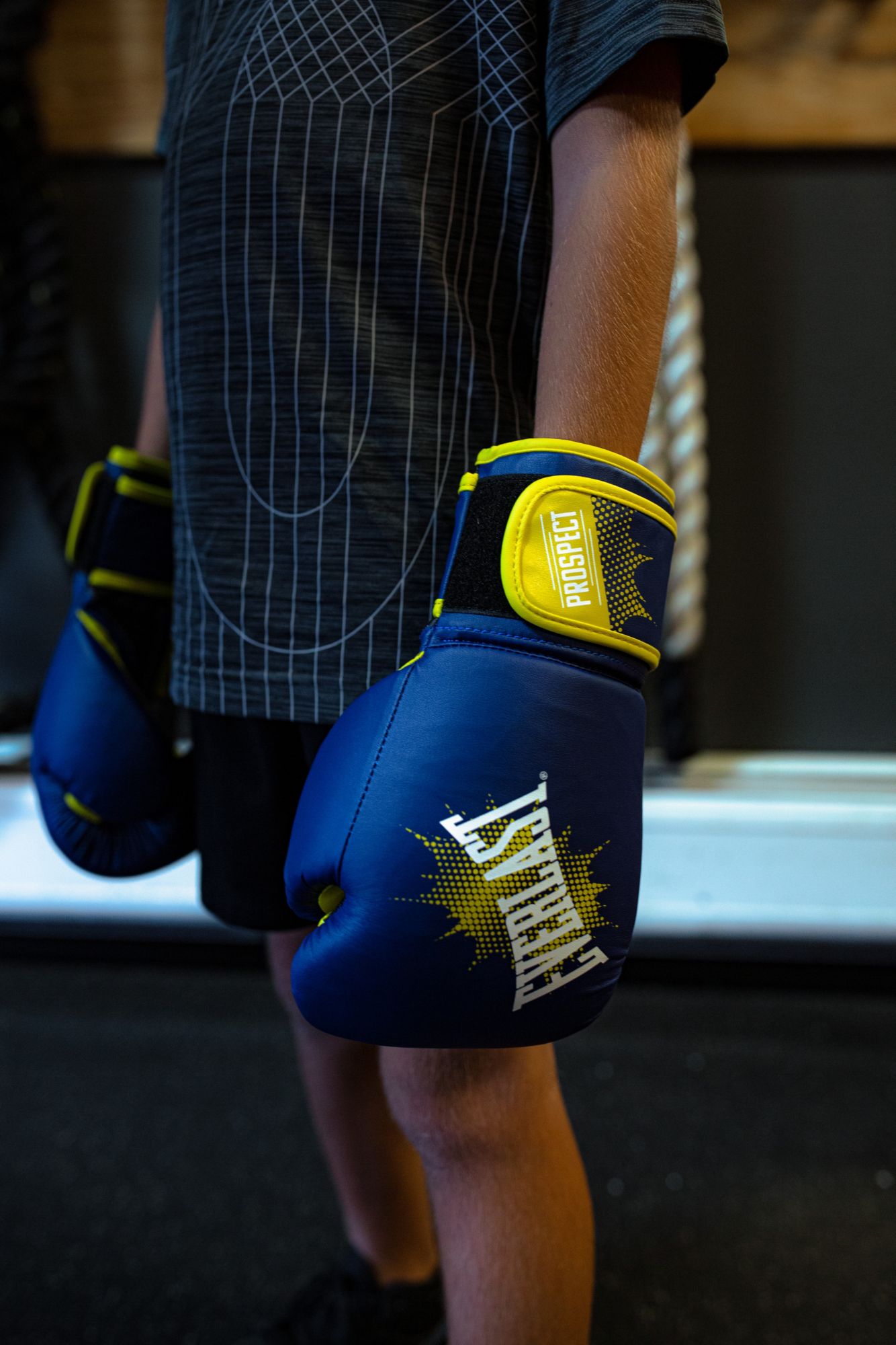 Everlast Youth Prospect 40LB Heavy Bag Kit product image