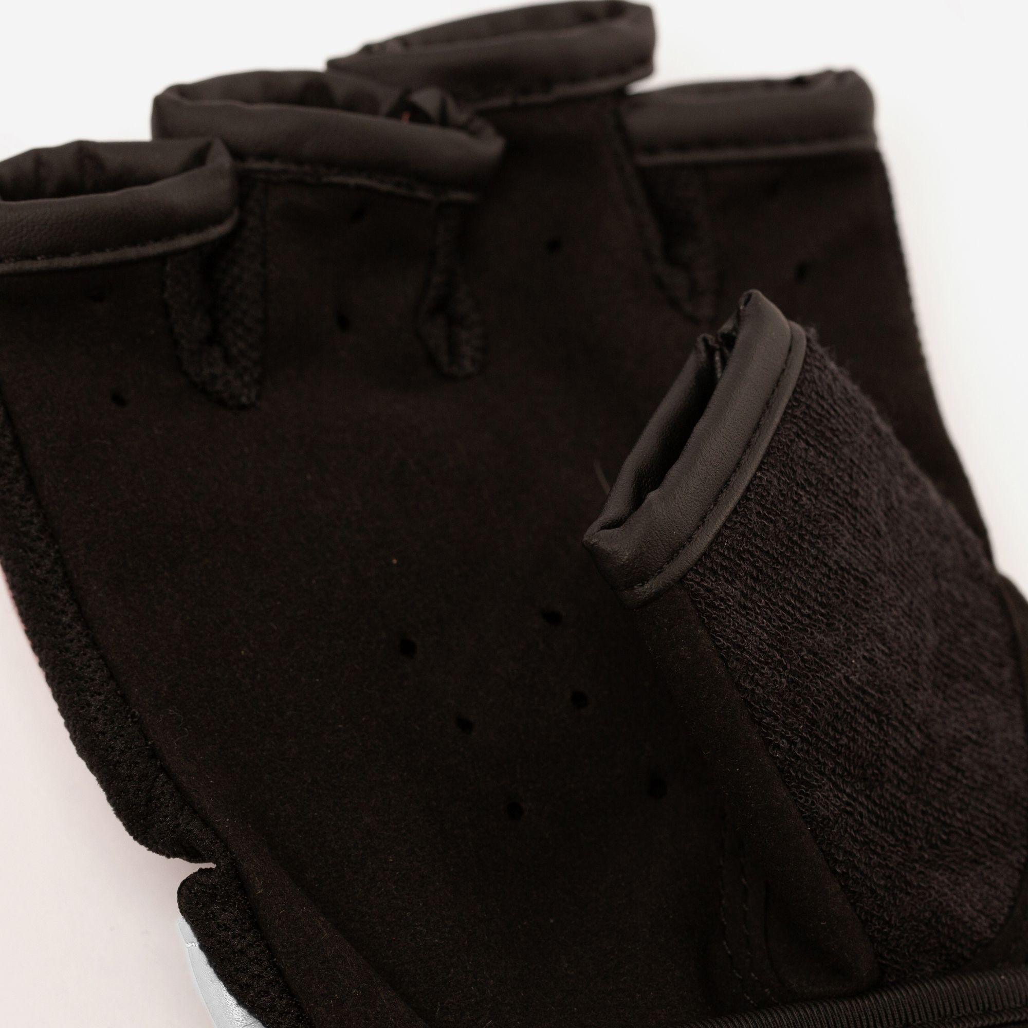 Everlast Core Everstrike Training Gloves product image