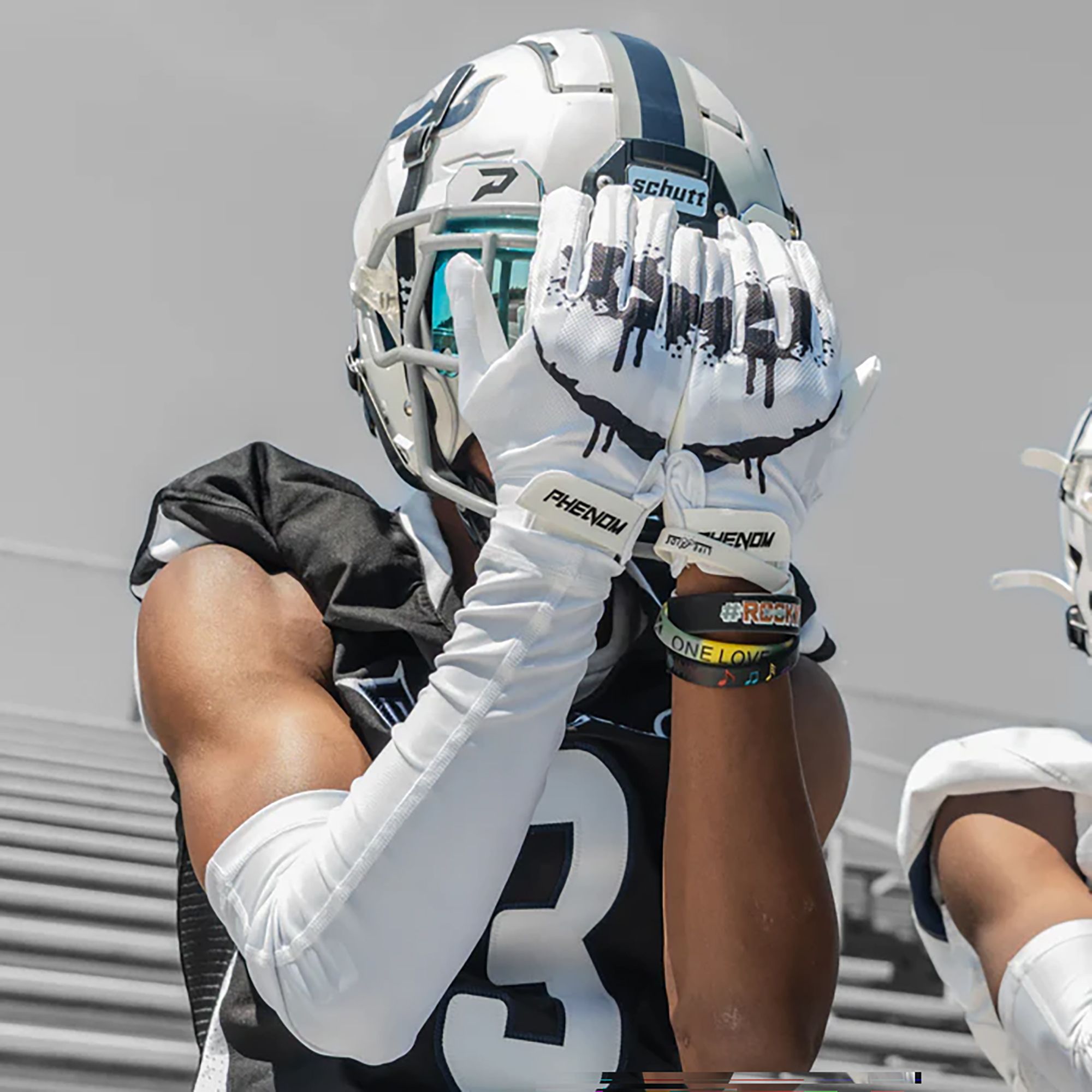 Phenom Elite Adult VPS1 Sinister Football Gloves product image