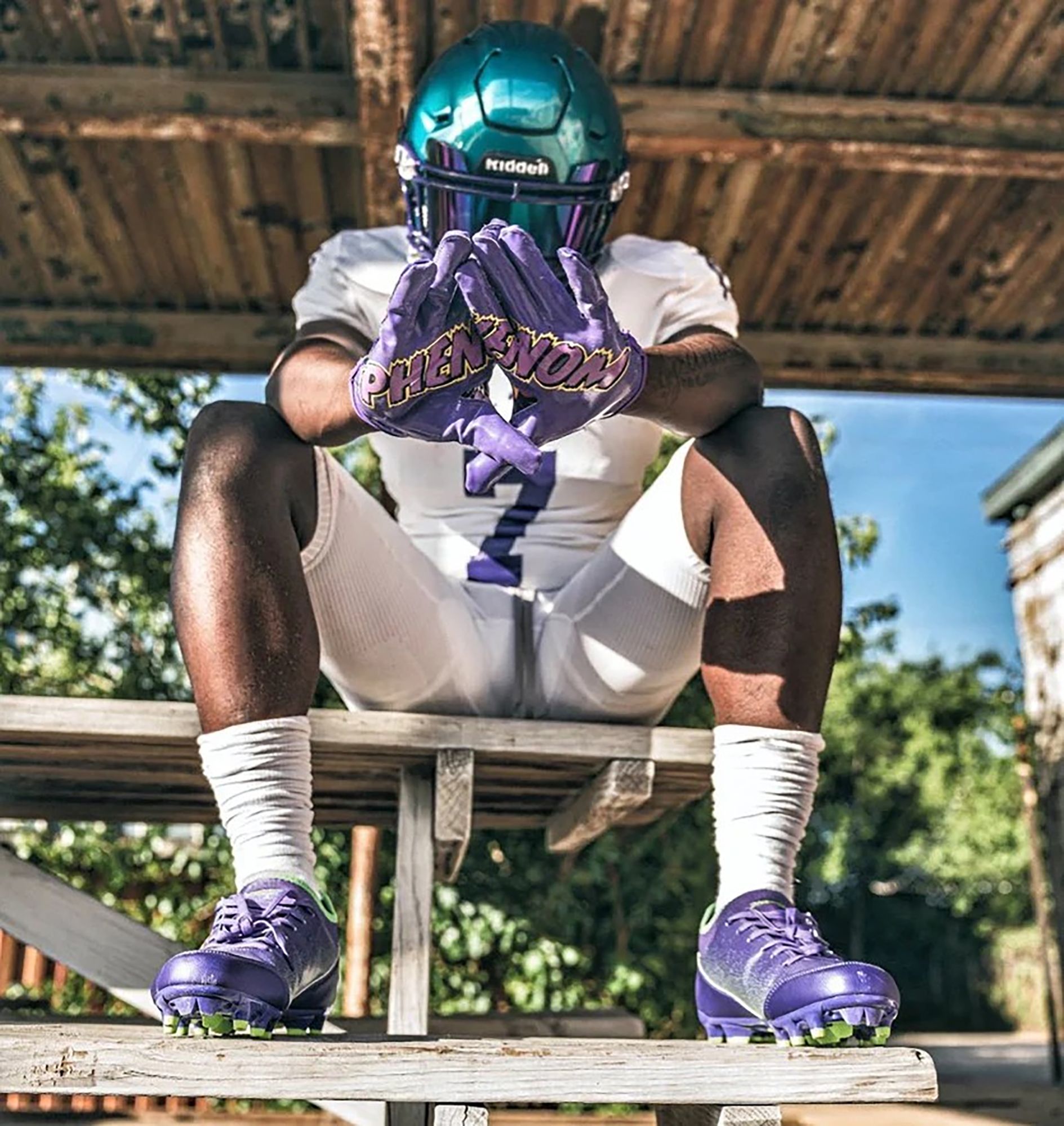 Phenom Elite VaporStick Scooby Doo Unmasked Football Gloves product image