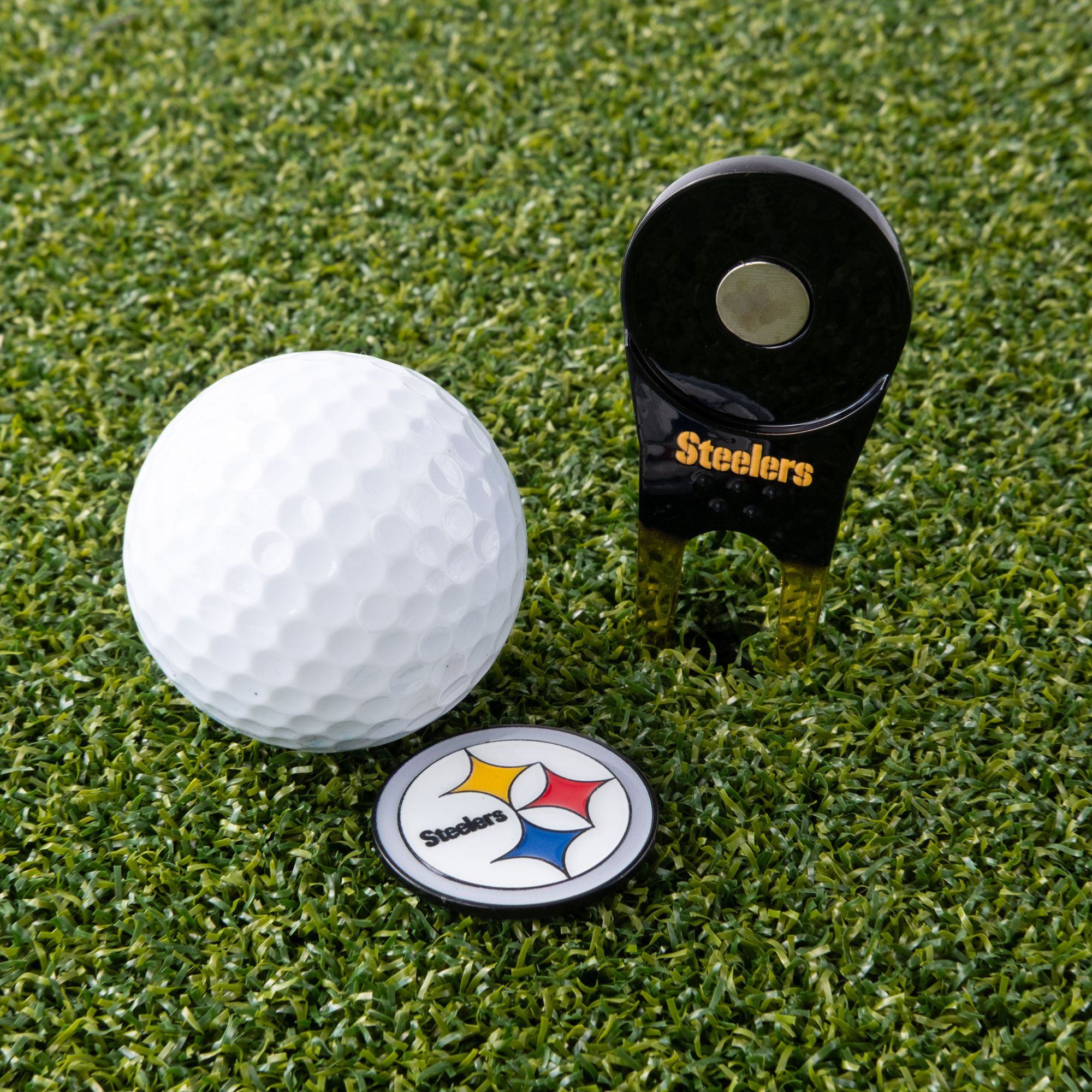CMC Design Pittsburgh Steelers Divot Tool with Custom Shaped Removable Marker product image