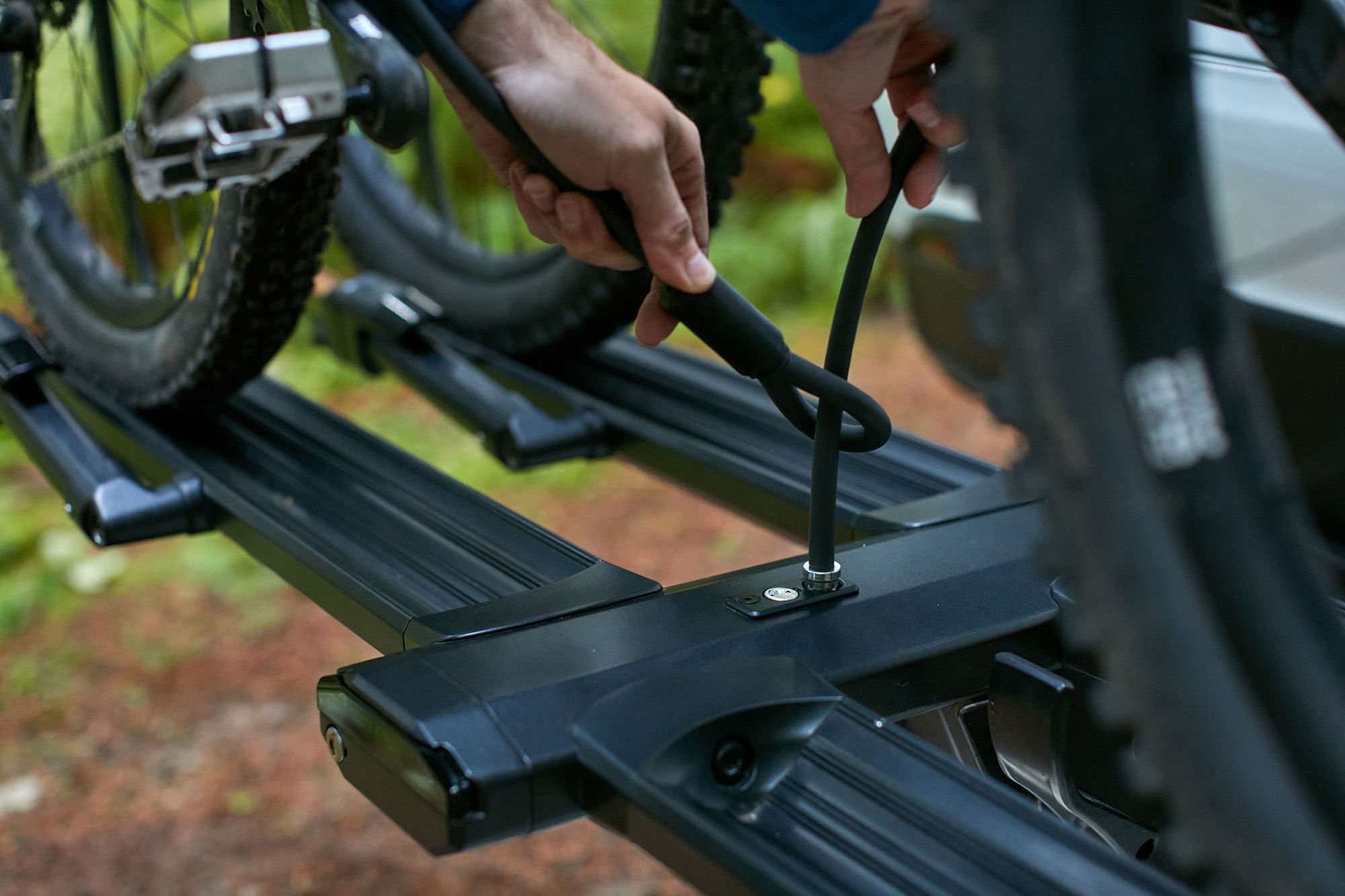 Kuat Piston Pro X – 2” 2-Bike Hitch Rack product image