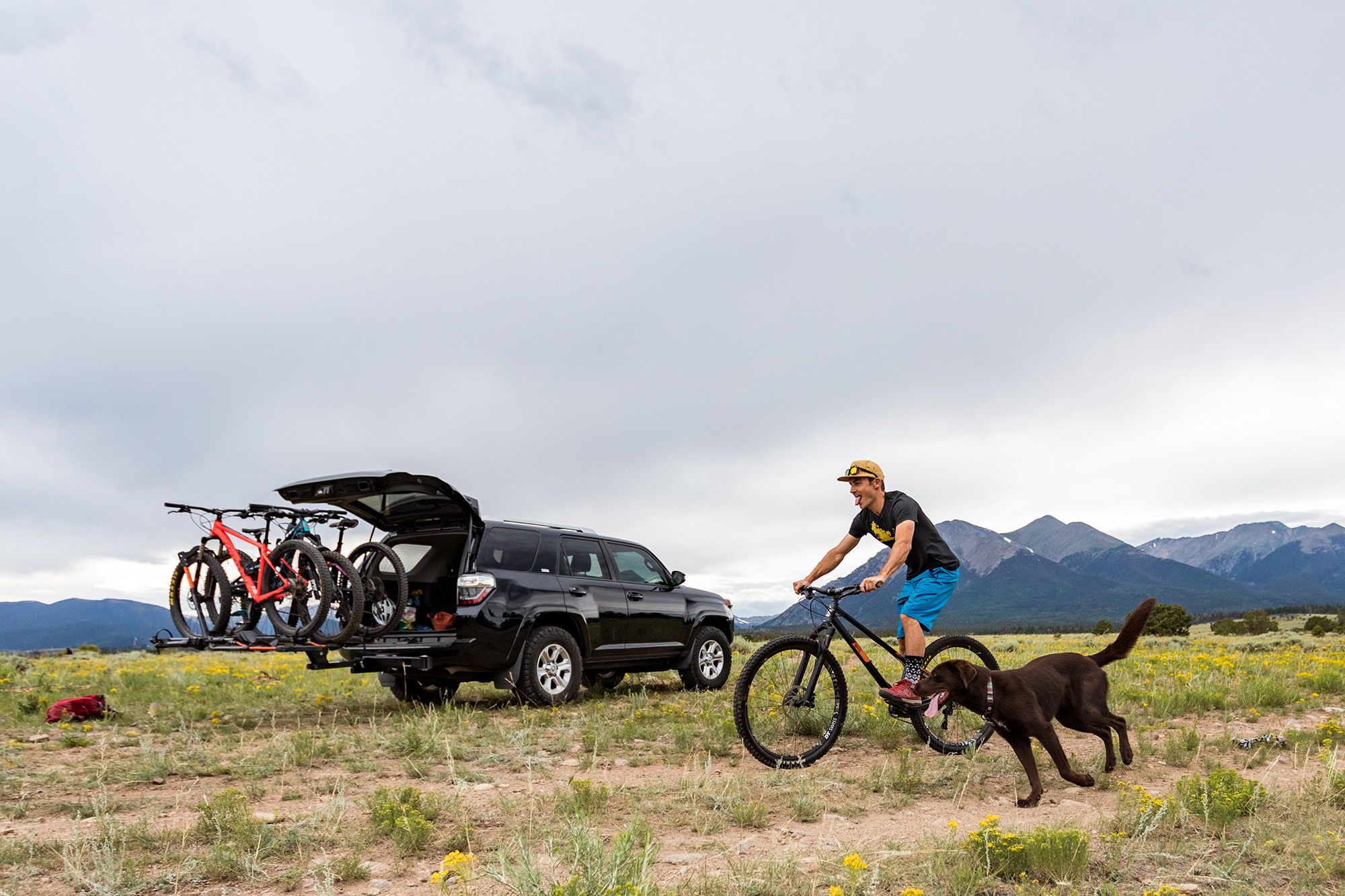 Kuat Pivot 2.0 Swing Away Hitch Extension - Passenger product image