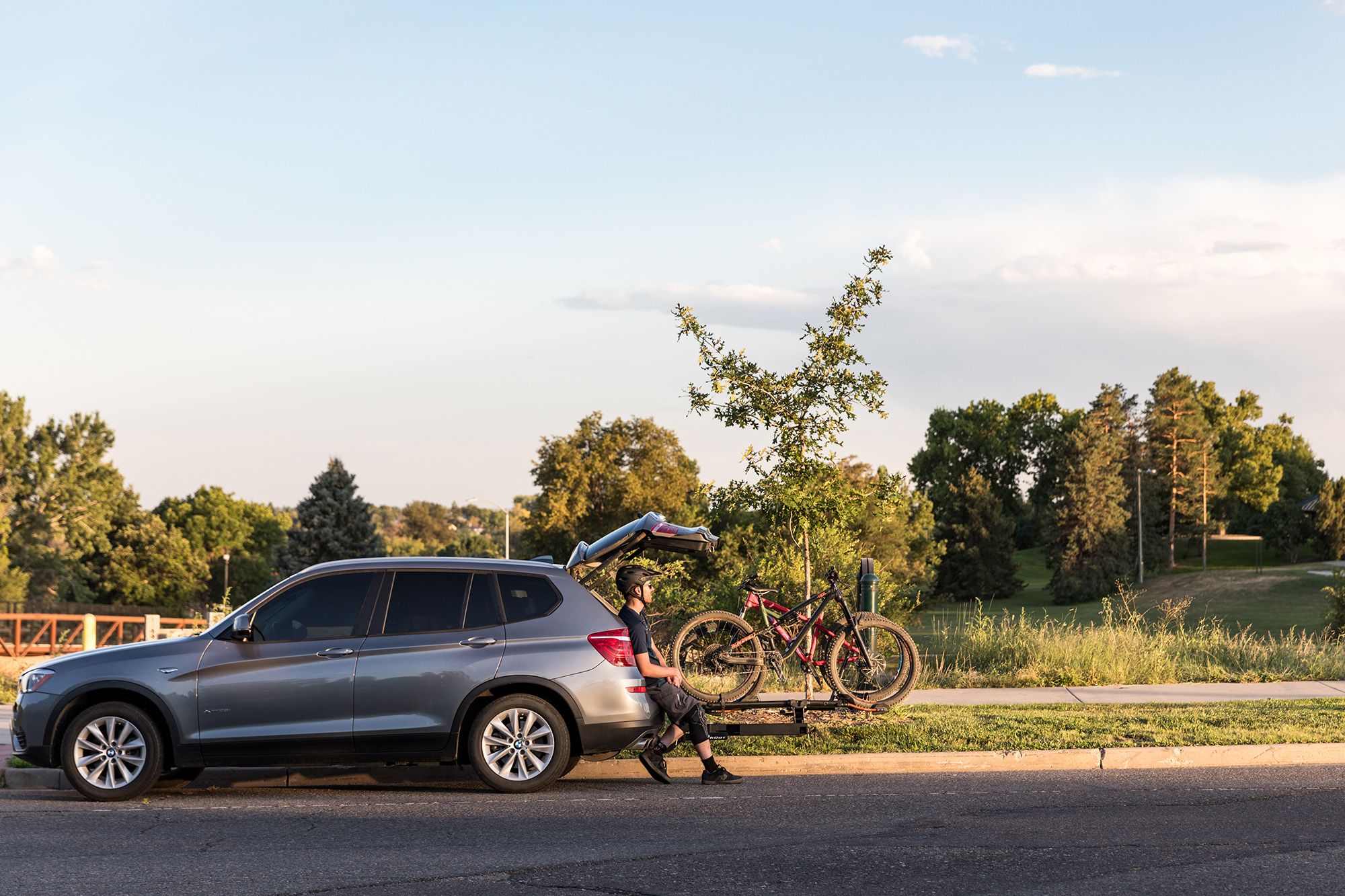 Kuat Pivot 2.0 Swing Away Hitch Extension - Passenger product image