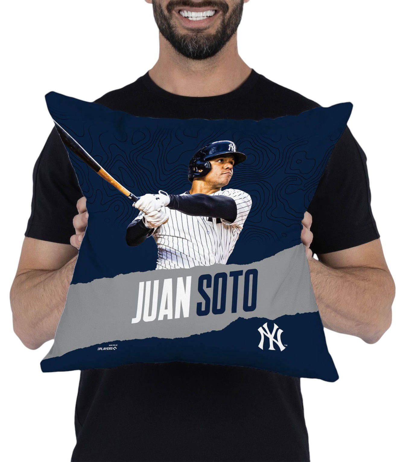 TheNorthwest New York Yankees 18'' x 18'' Throw Pillow product image