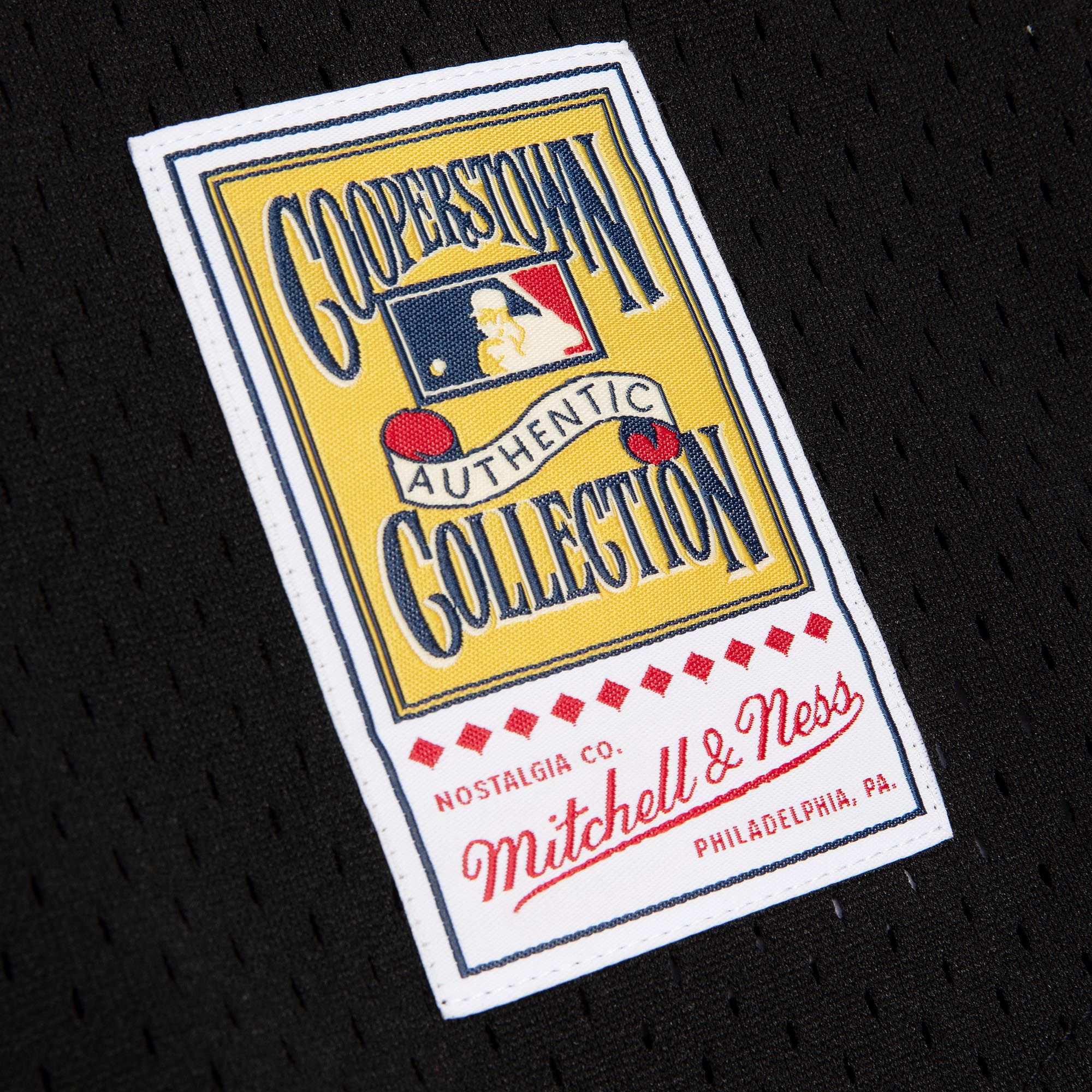 Mitchell & Ness Pittsburgh Pirates Willie Stargell #8 Black Jersey product image