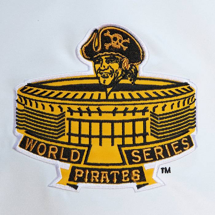 Mitchell & Ness Pittsburgh Pirates Black Roberto Clemente Satin Jacket