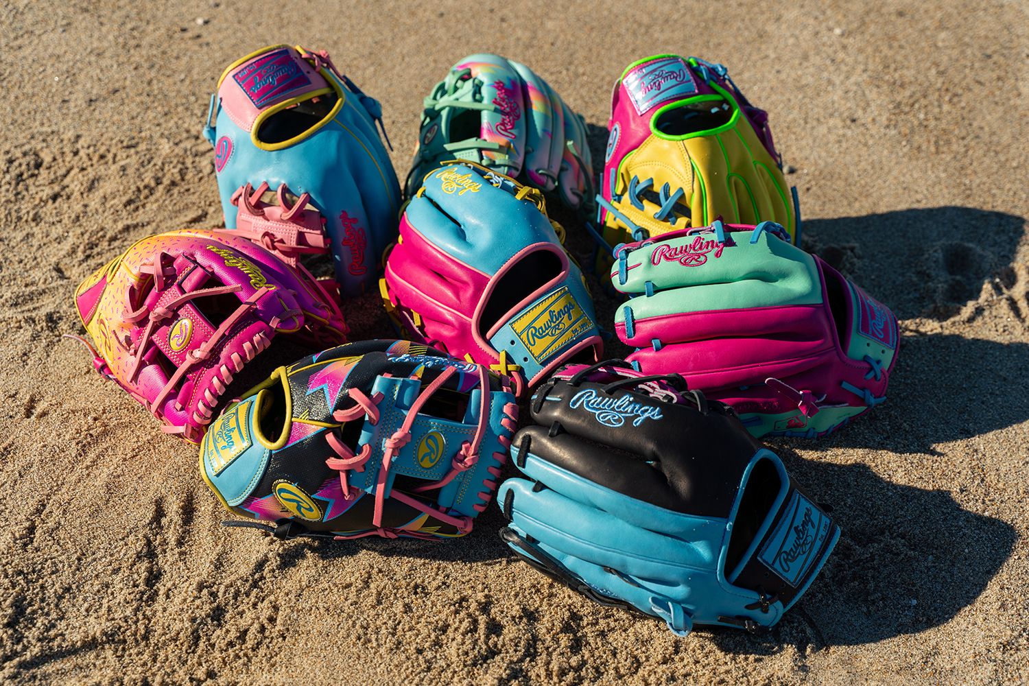 Rawlings 11.5'' Heart of the Hide R2G Spring Break Series Glove product image