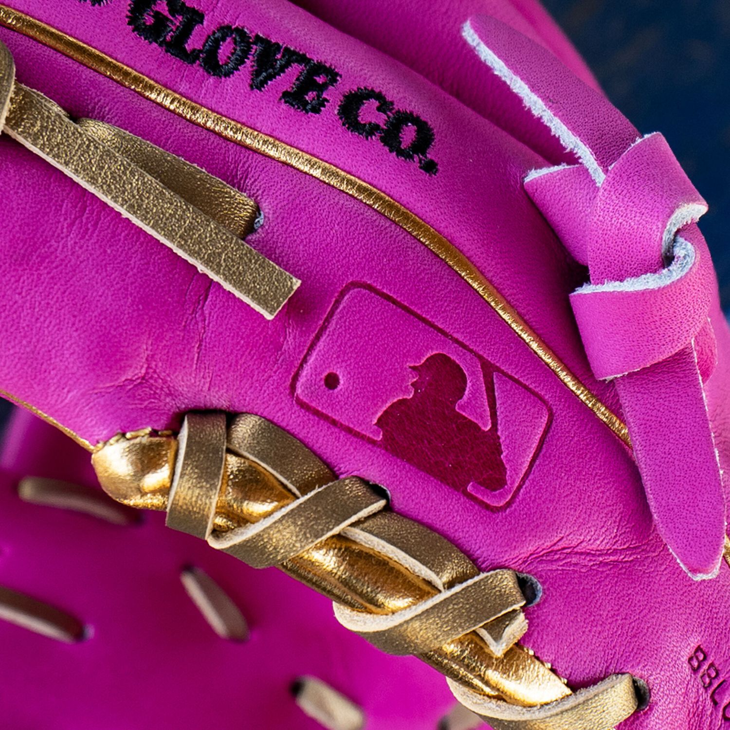 Rawlings 11.5" Heart of the Hide R2G Series Glove product image