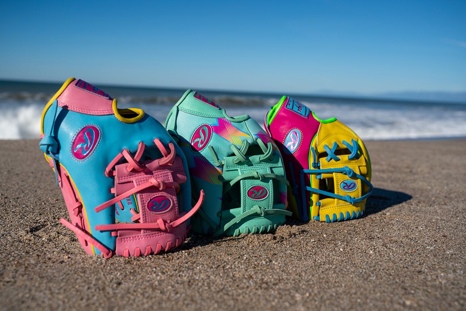 Rawlings 11.5'' Heart of the Hide R2G Spring Break Series Glove product image