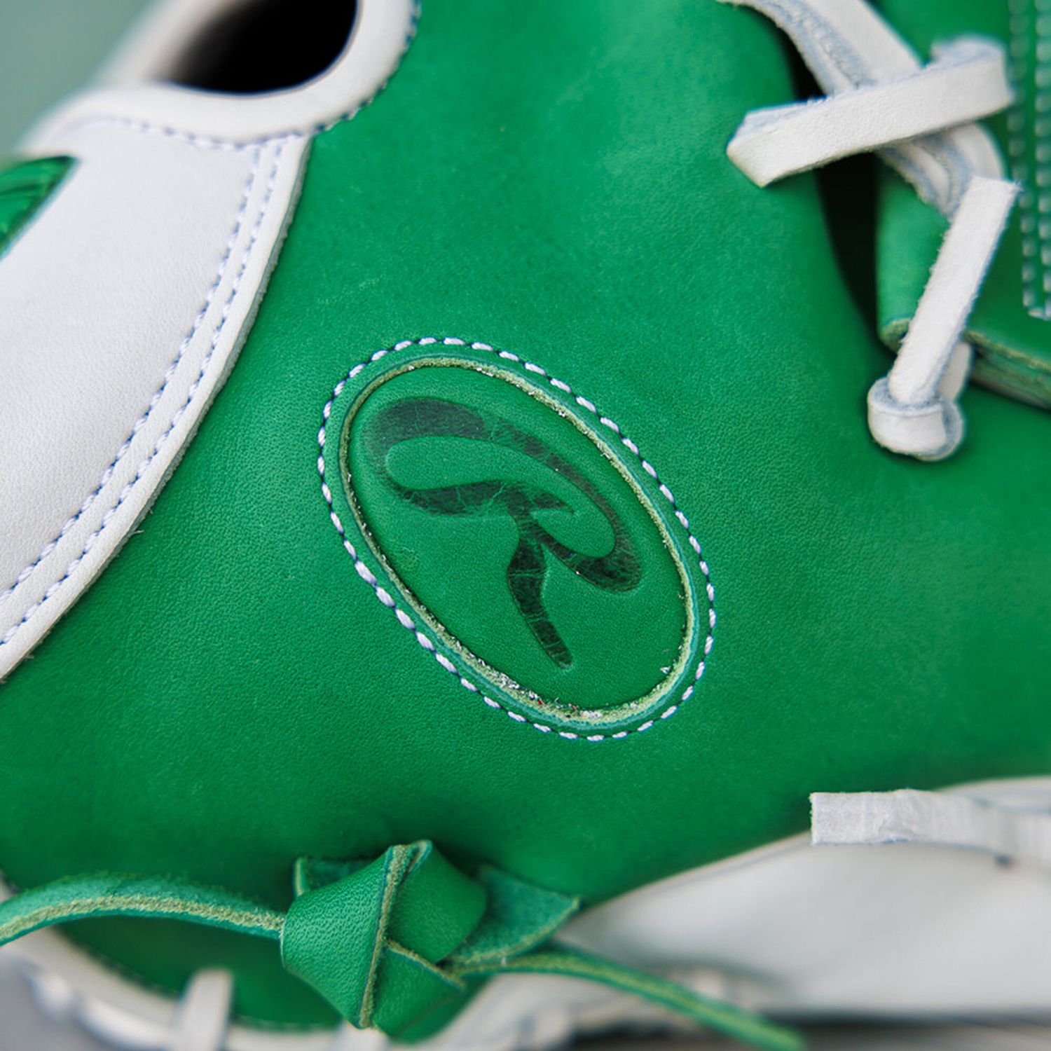 Rawlings 11.5" Heart of the Hide R2G Series Glove product image