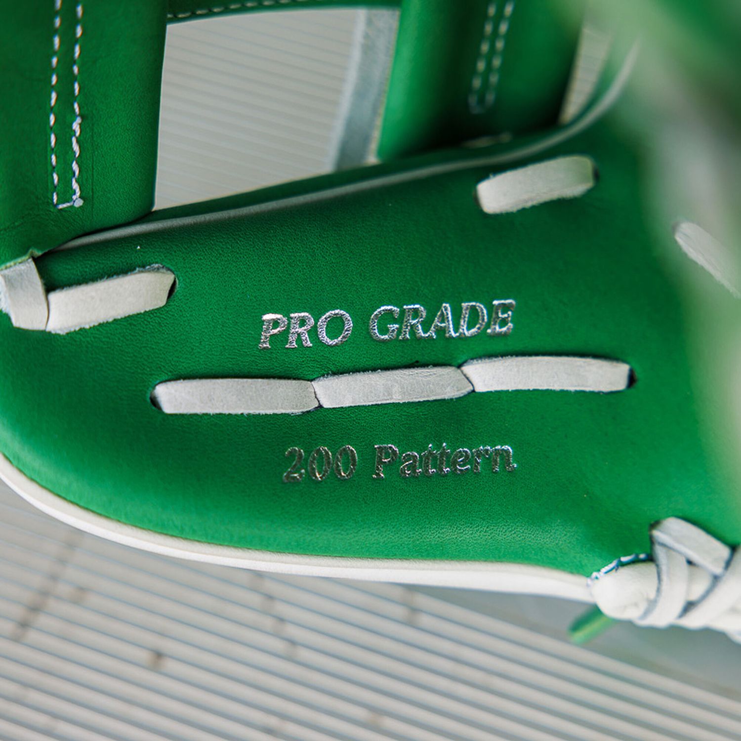 Rawlings 11.5" Heart of the Hide R2G Series Glove product image