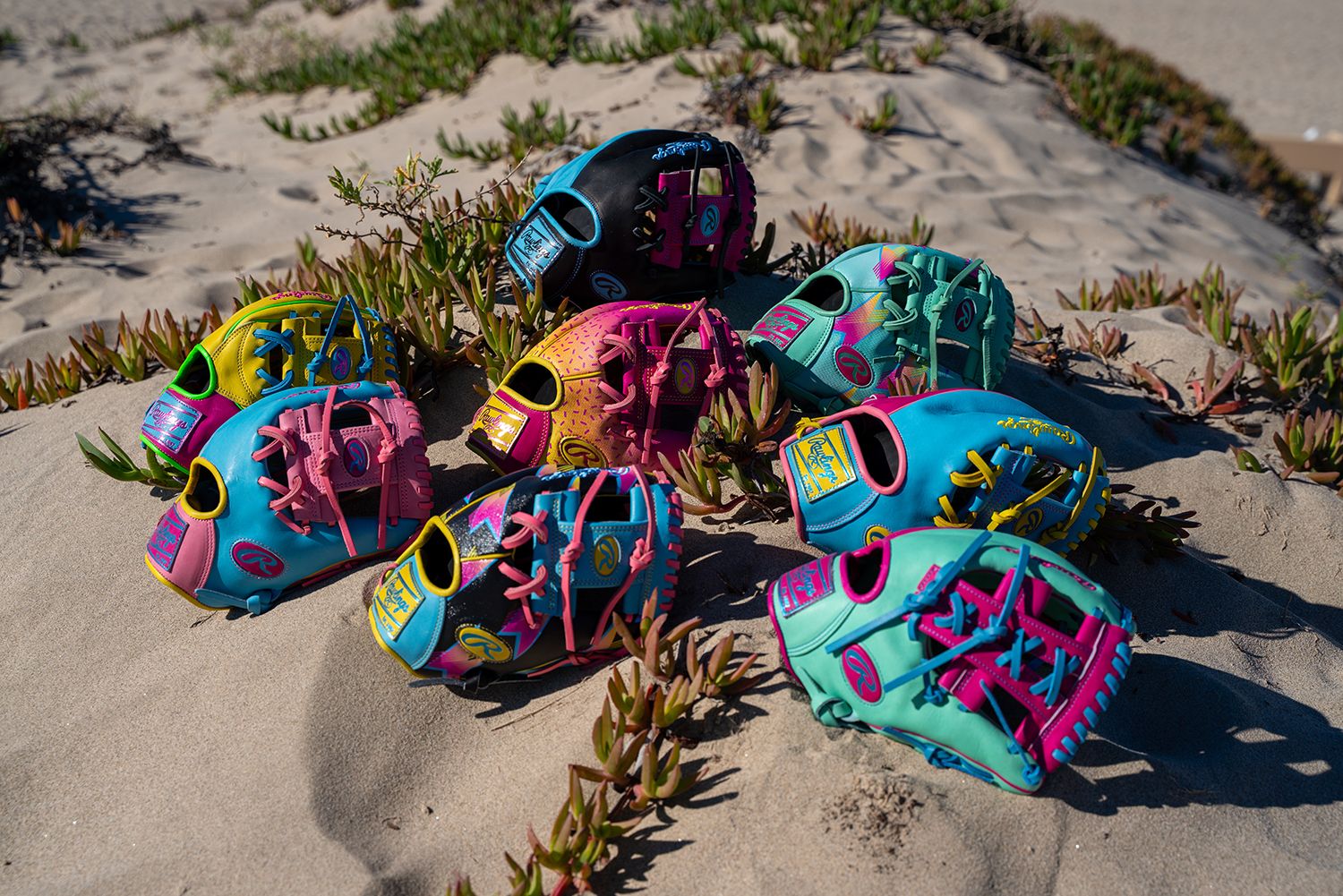 Rawlings 11.5'' Heart of the Hide R2G Spring Break Series Glove product image