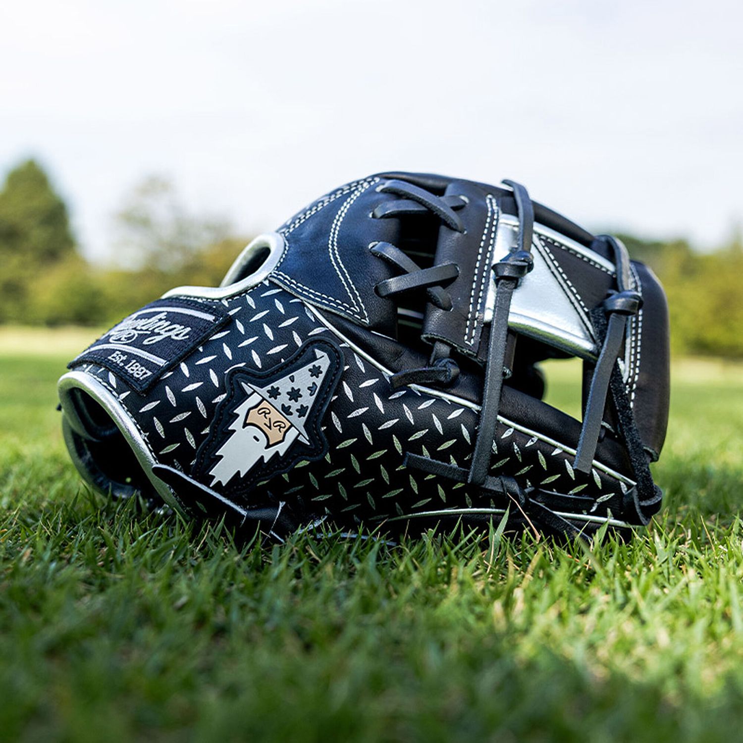 Rawlings x Bettinardi 11.5'' Pro Label Heart of the Hide R2G Series Glove product image