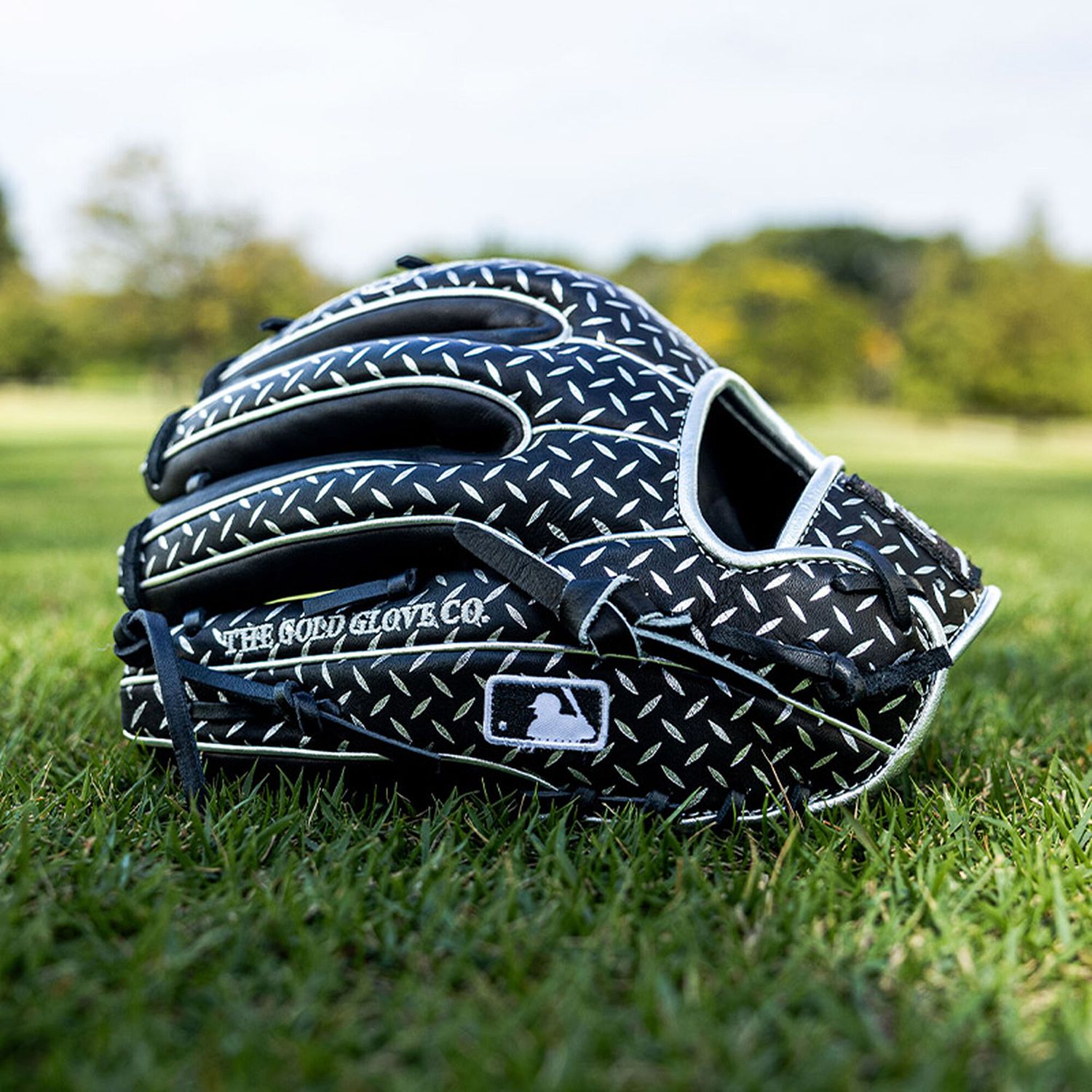 Rawlings x Bettinardi 11.5'' Pro Label Heart of the Hide R2G Series Glove product image