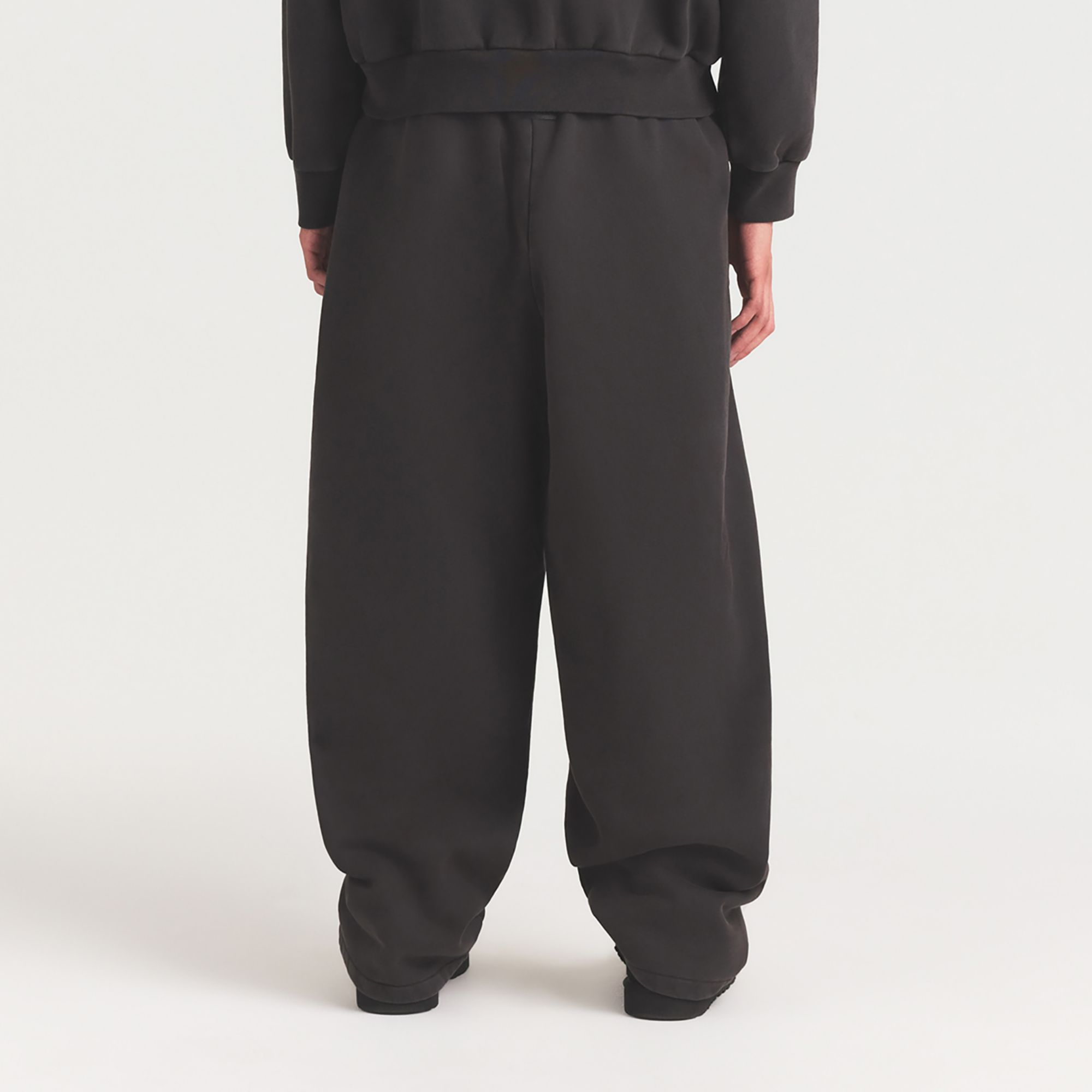 SKIMS Men's Heavyweight Fleece Straight Leg Pants product image