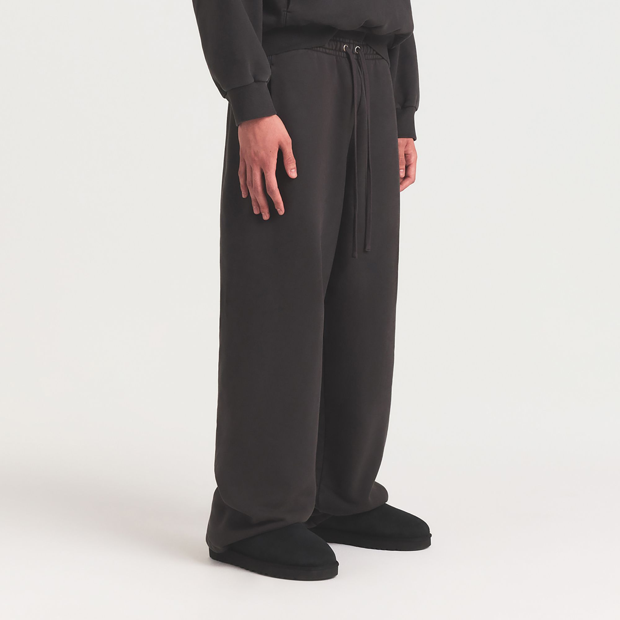 SKIMS Men's Heavyweight Fleece Straight Leg Pants product image