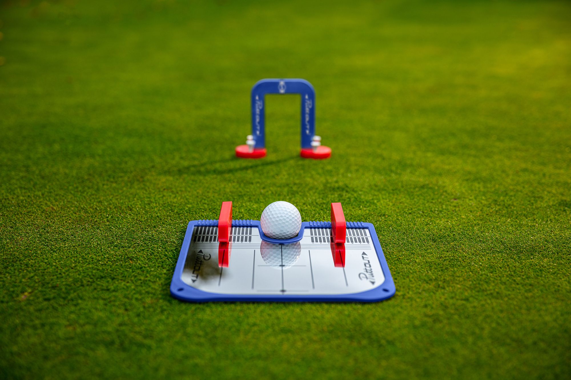 PuttOut Putting Mirror and Gate Set - United States Limited Edition product image