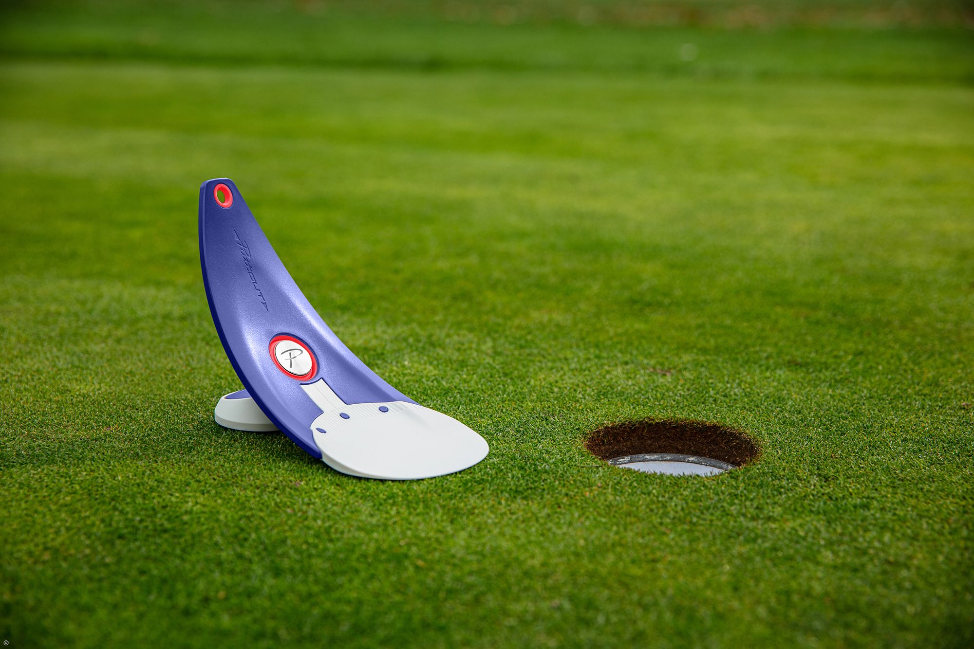 PuttOUT Premium Pressure Putt Trainer - United States Limited Edition product image