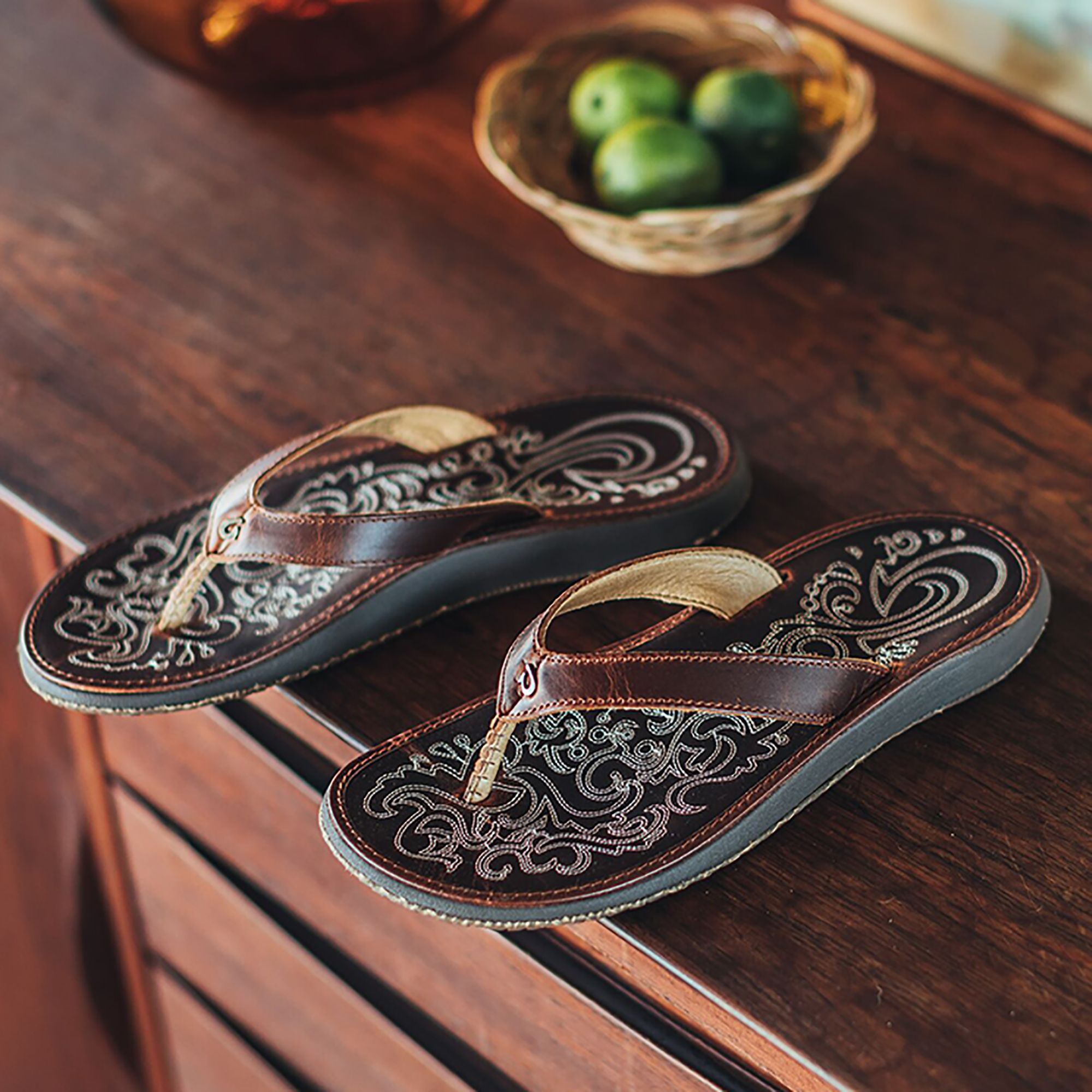 OluKai Women's Paniolo Sandals product image