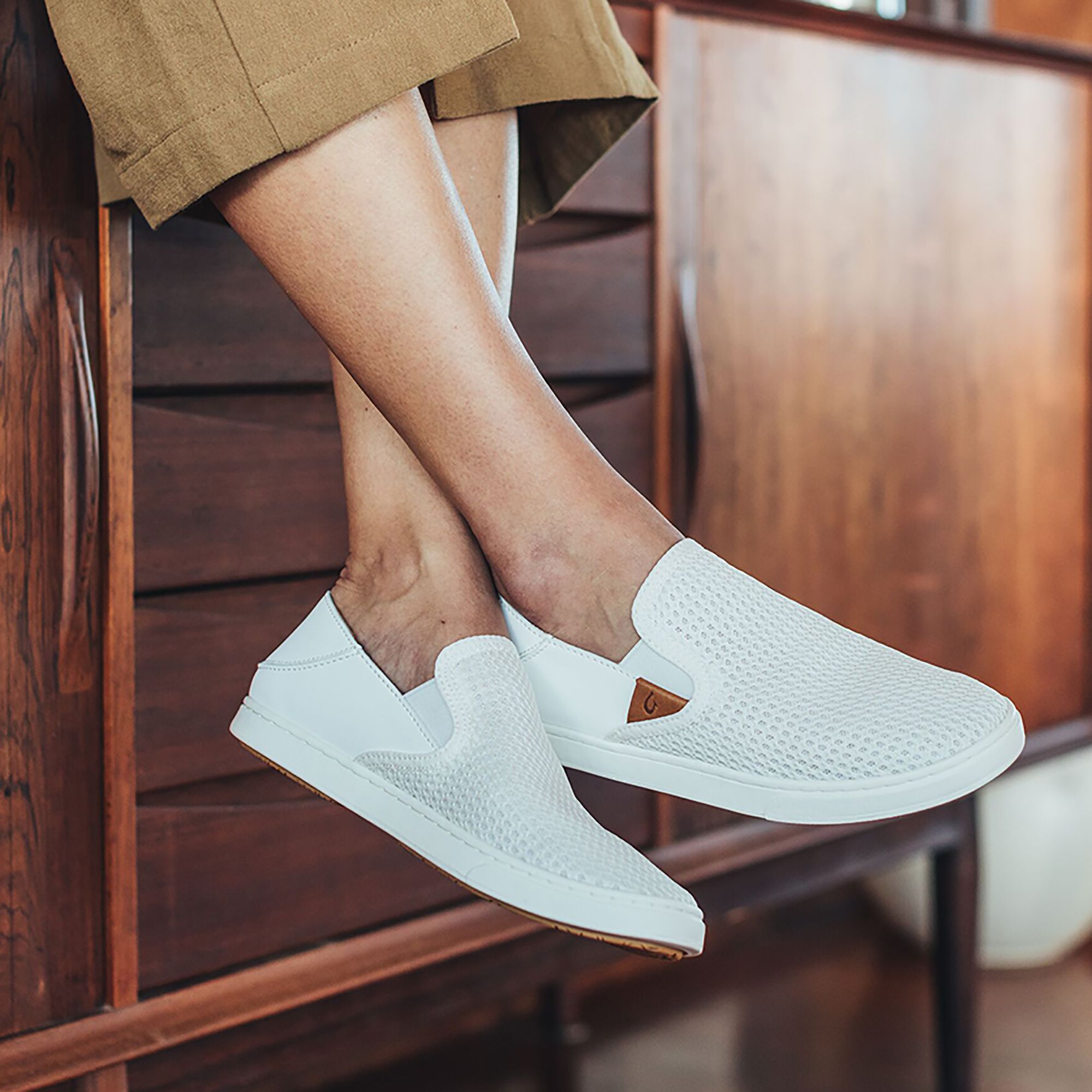 OluKai Women's Pehuea Casual Shoes product image