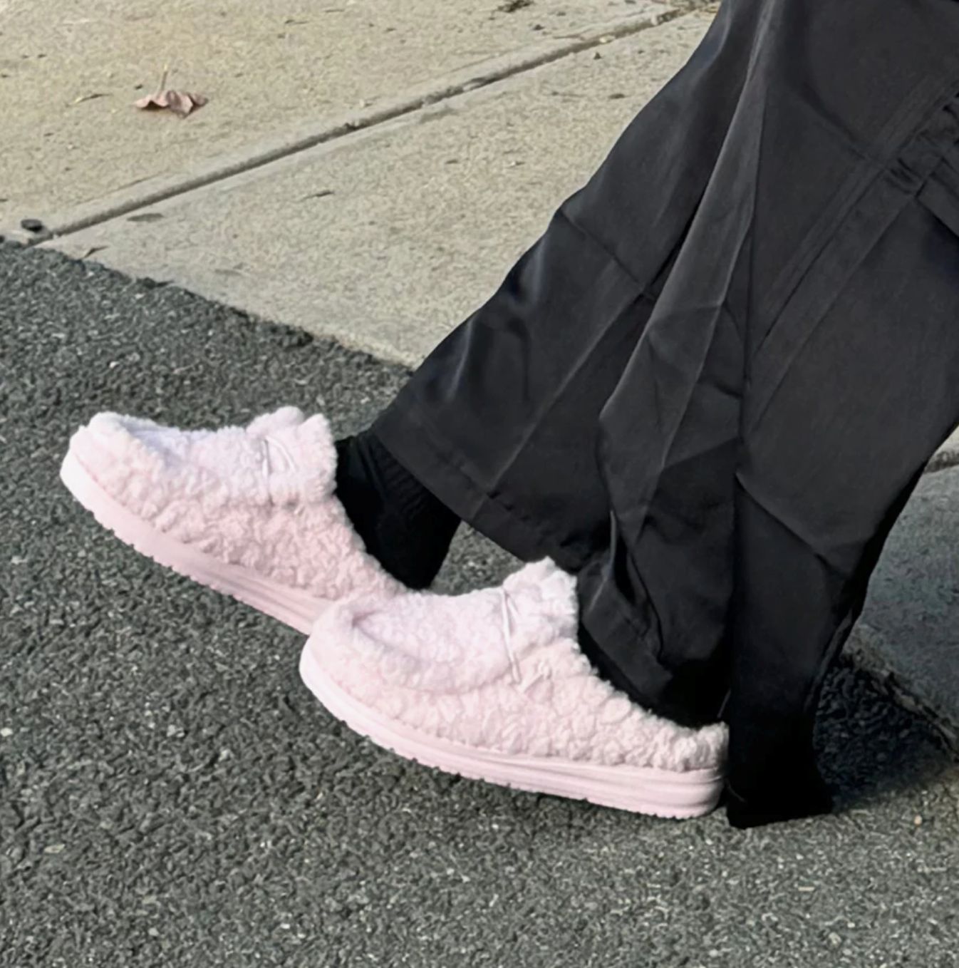 Hey Dude Wendy Slippers product image