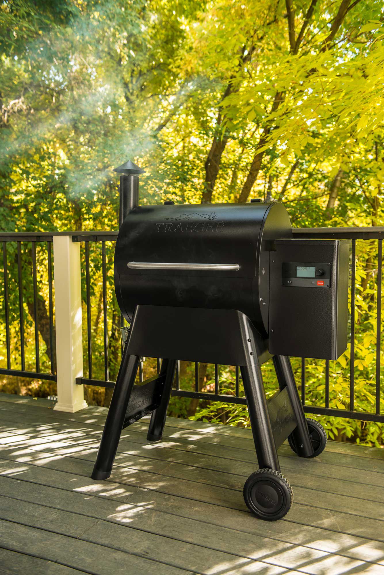 Traeger Pro 575 Pellet Grill product image