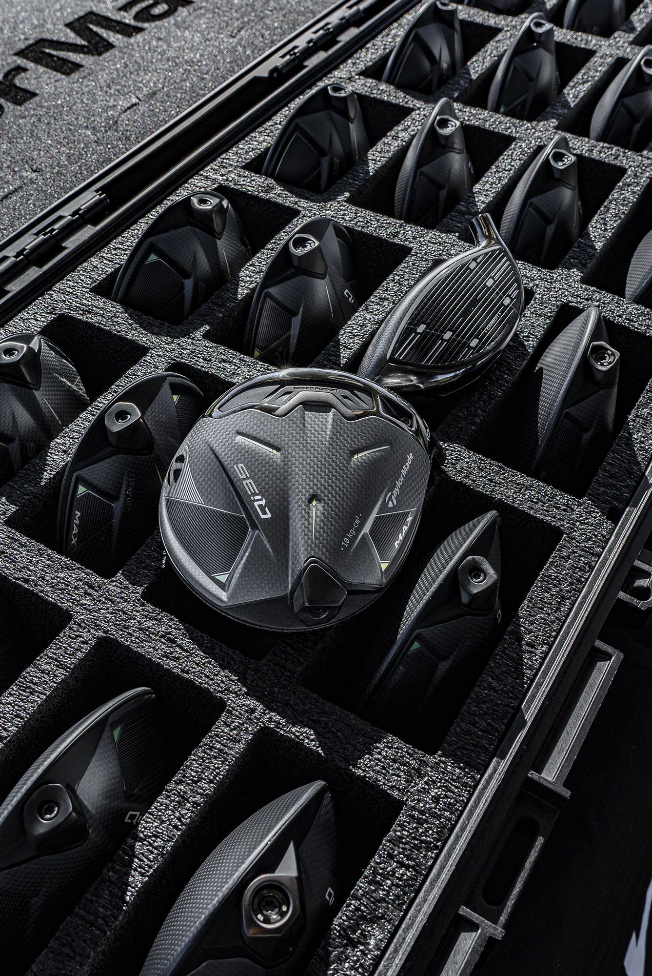 TaylorMade Qi35 Max Launch Monitor Enabled Custom Driver product image