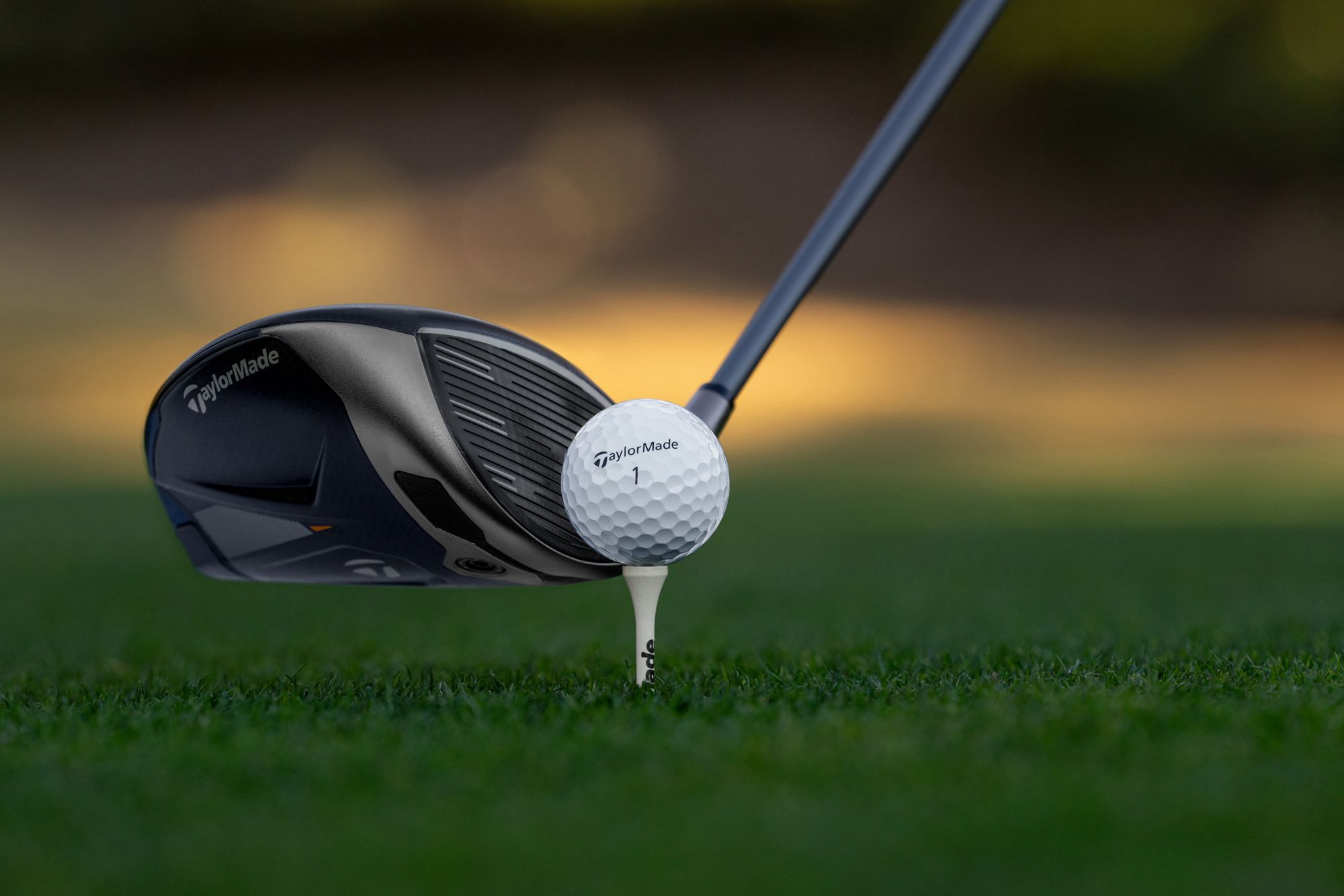 TaylorMade Qi4D MAX Lite Custom Driver product image