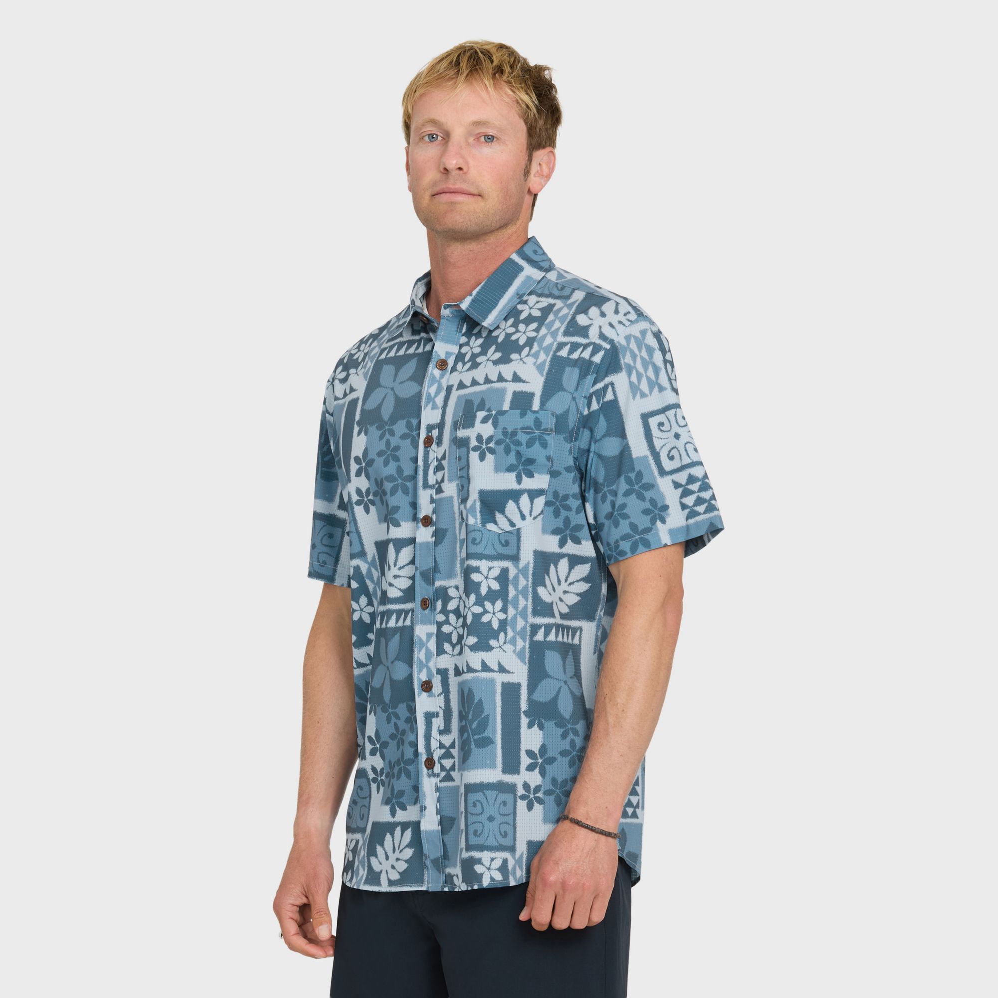 Quiksilver Men's Waterman Sandy Cove Short Sleeve Woven Shirt product image