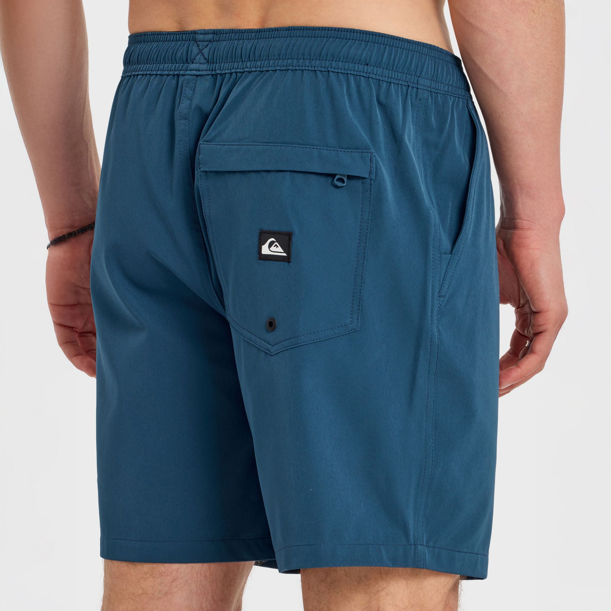 Quiksilver Men's Taxer Amphibean 18" Hybrid Shorts product image