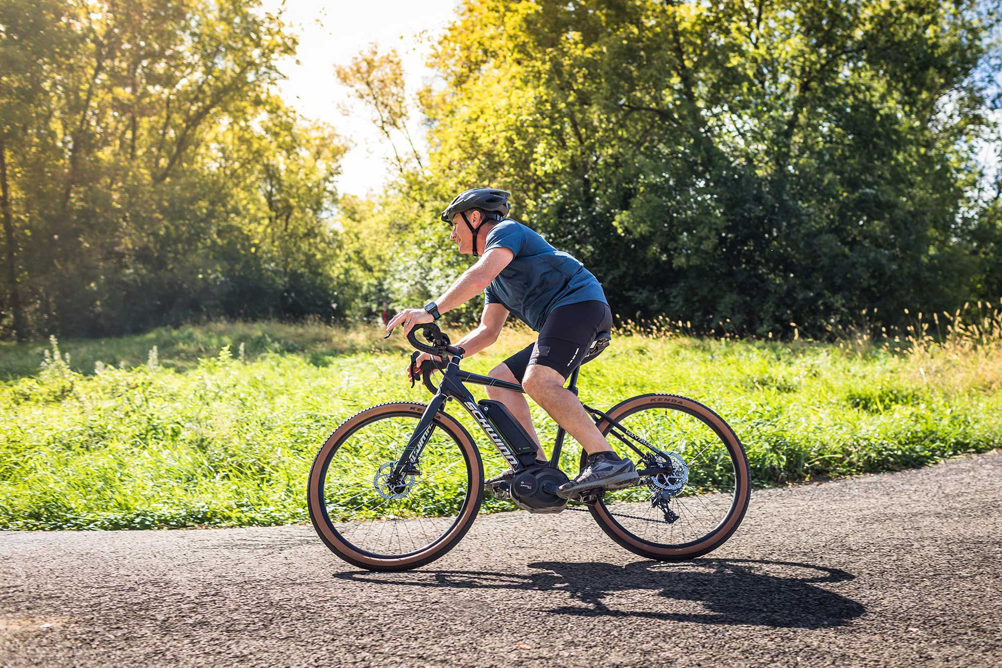 Schwinn Men's Vantage RXe Electric Bike product image