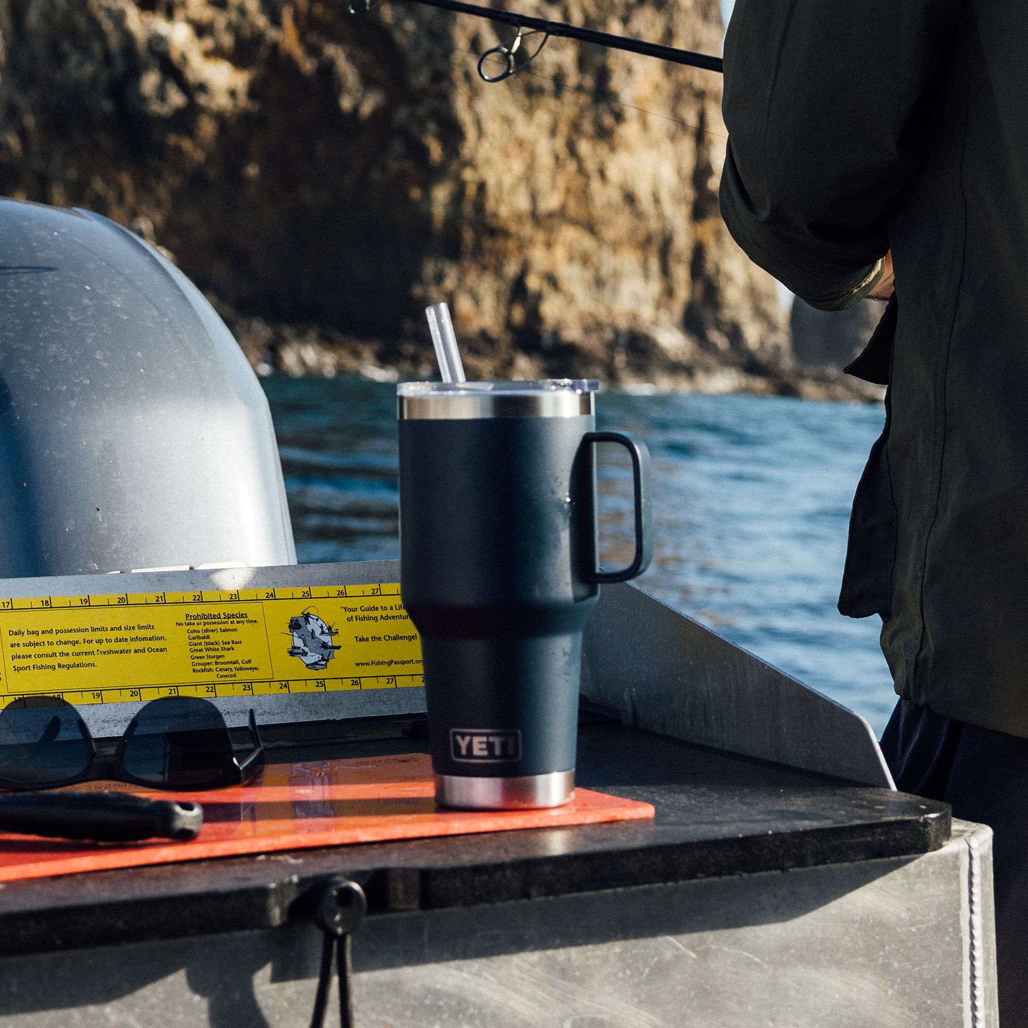 YETI 35 oz. Rambler Mug with Straw Lid product image