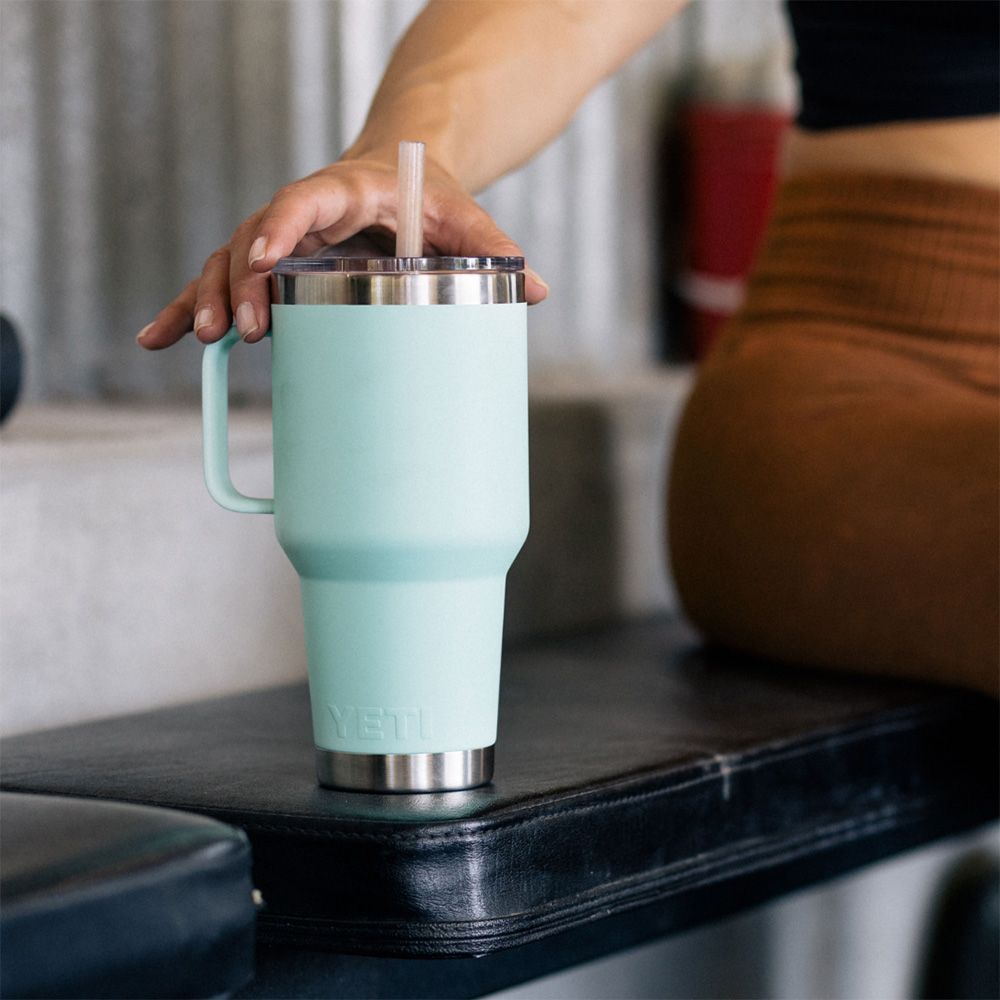 YETI 35 oz. Rambler Mug with Straw Lid product image