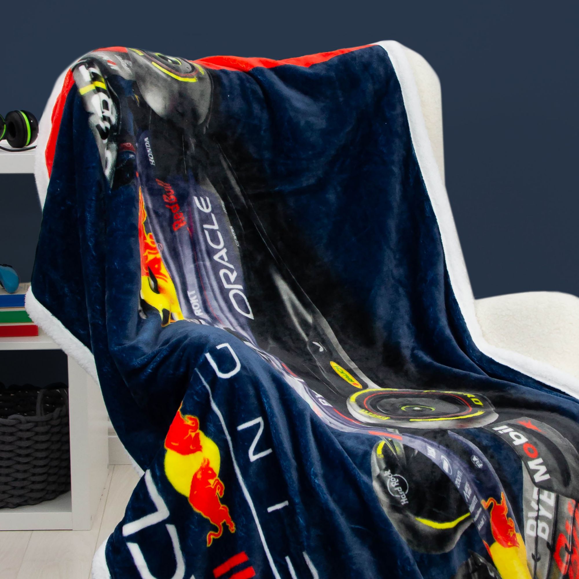 Character World F1 Redbull Racing Fleece Blanket product image