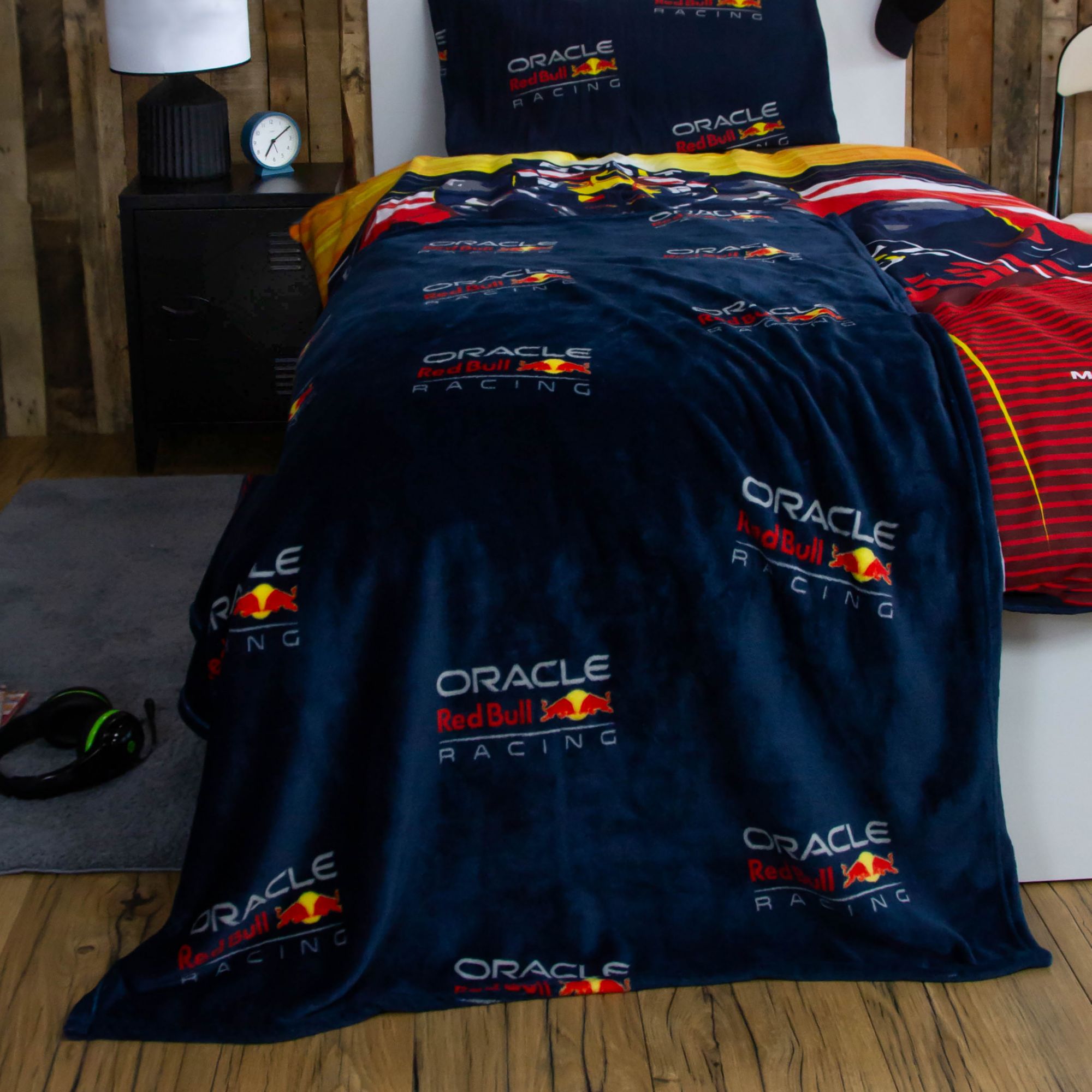 Character World F1 Redbull Racing Fleece Blanket product image