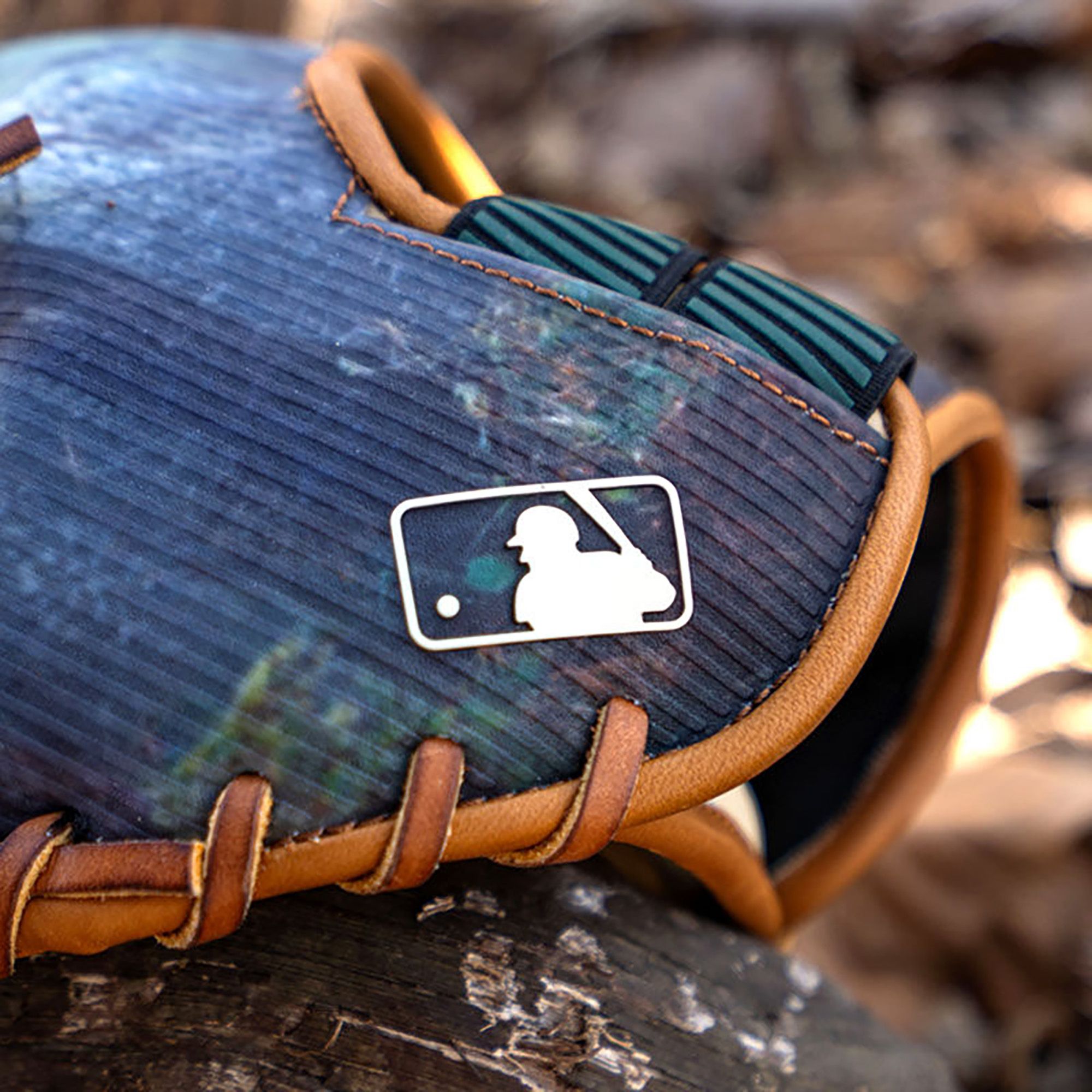 Rawlings 11.75" REV1X Series Glove product image