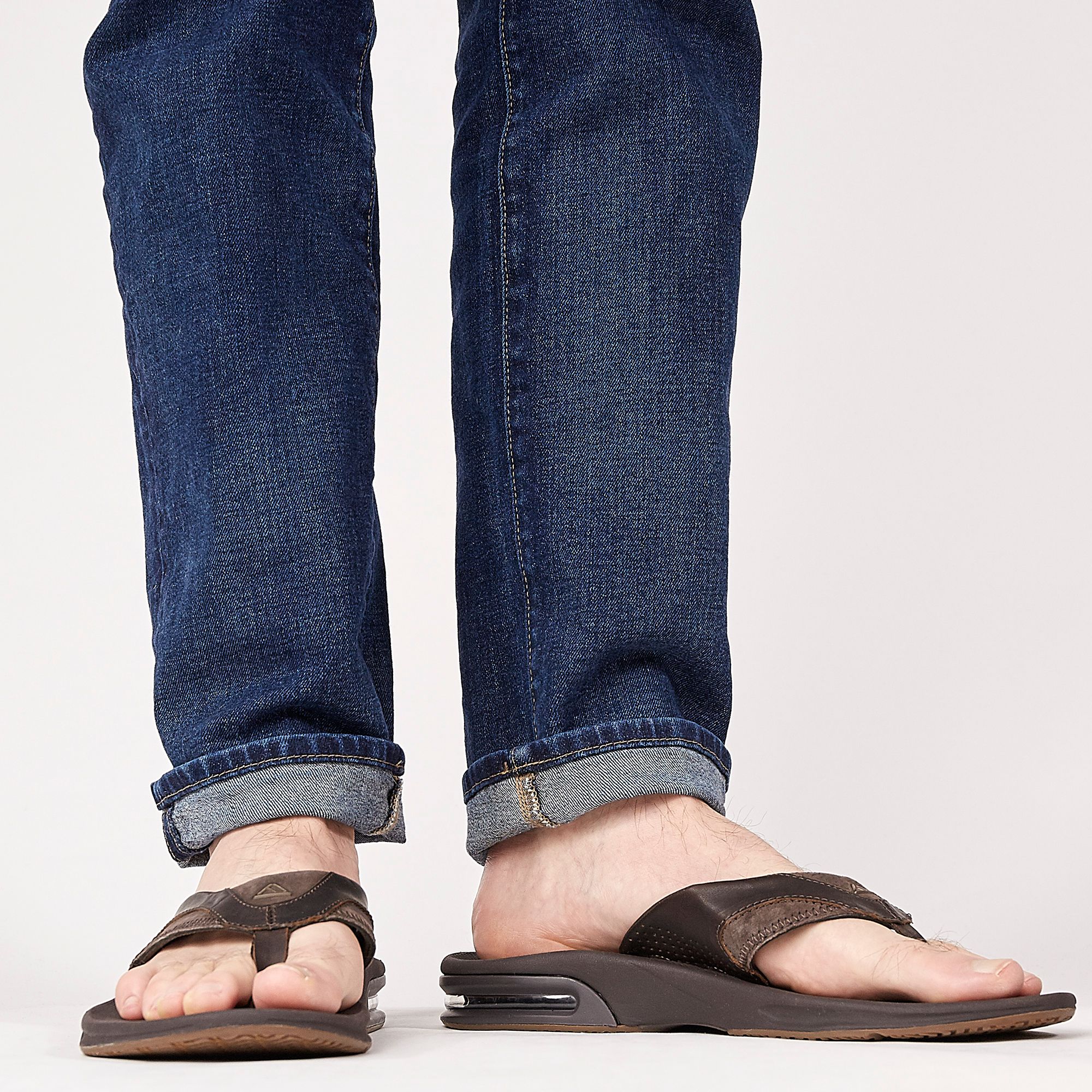 reef men's leather fanning flip flops