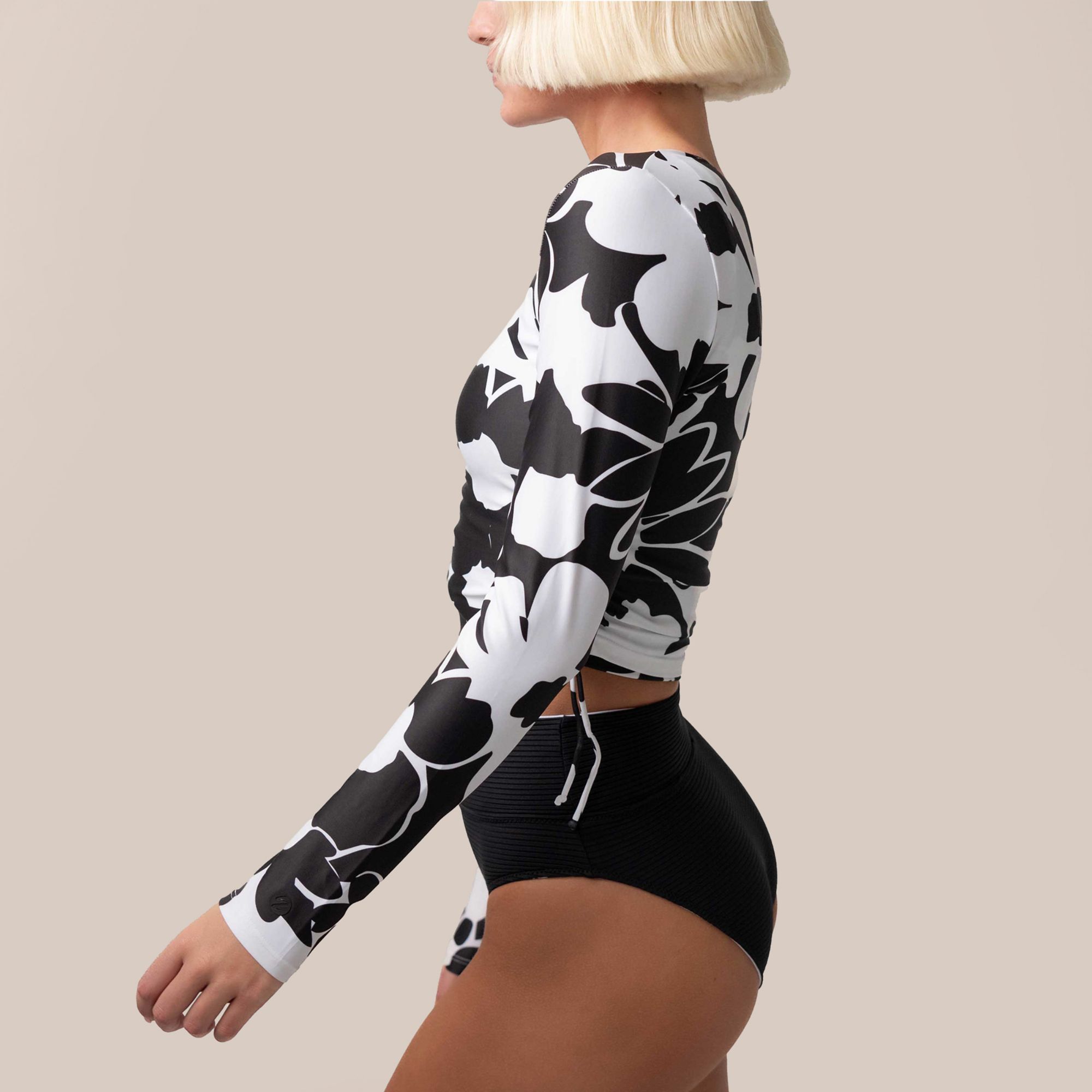 Nani Swimwear Women's Cropped Rashguard product image