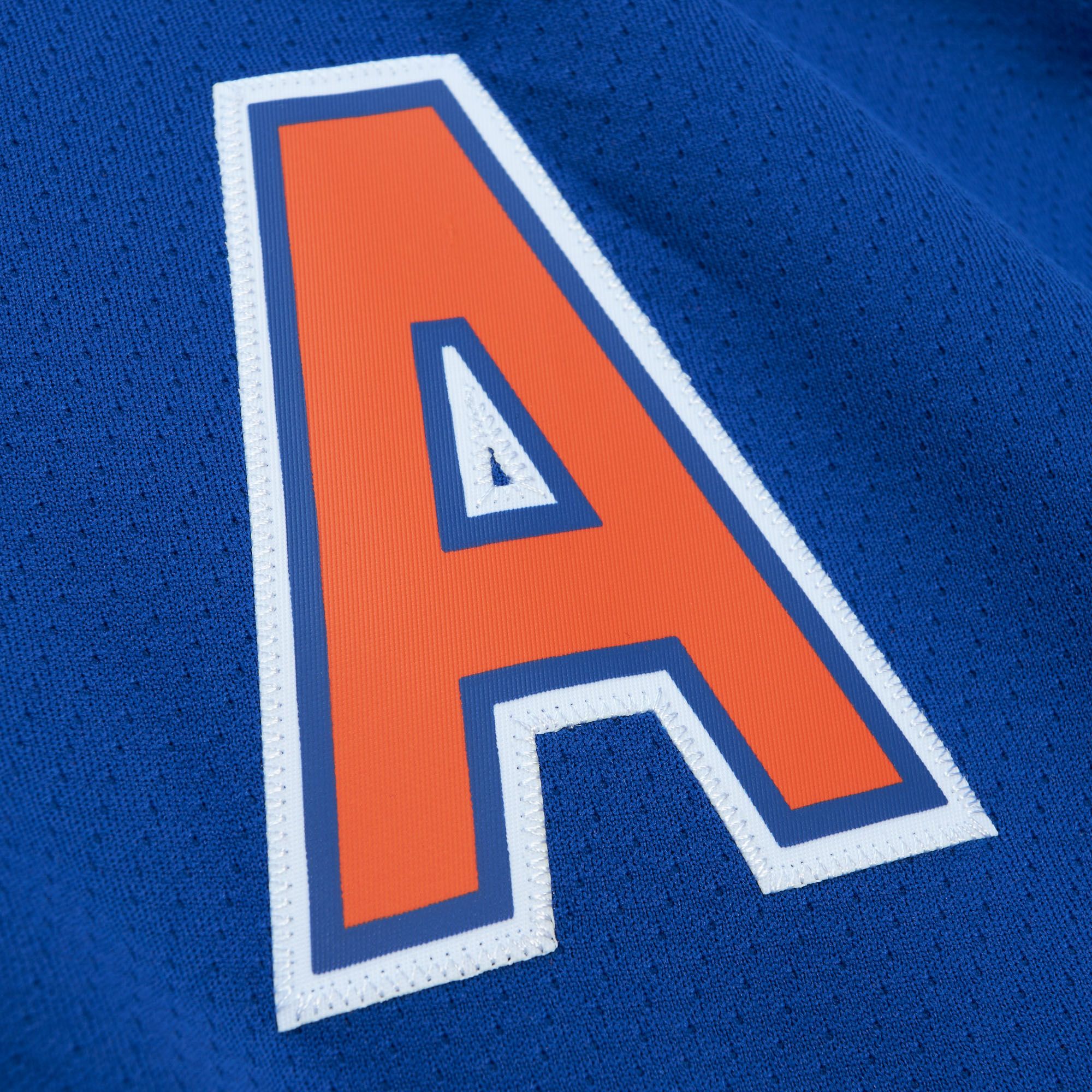 Mitchell & Ness Adult Edmonton Oilers Mark Messier #11 '86 Blue Line Jersey product image