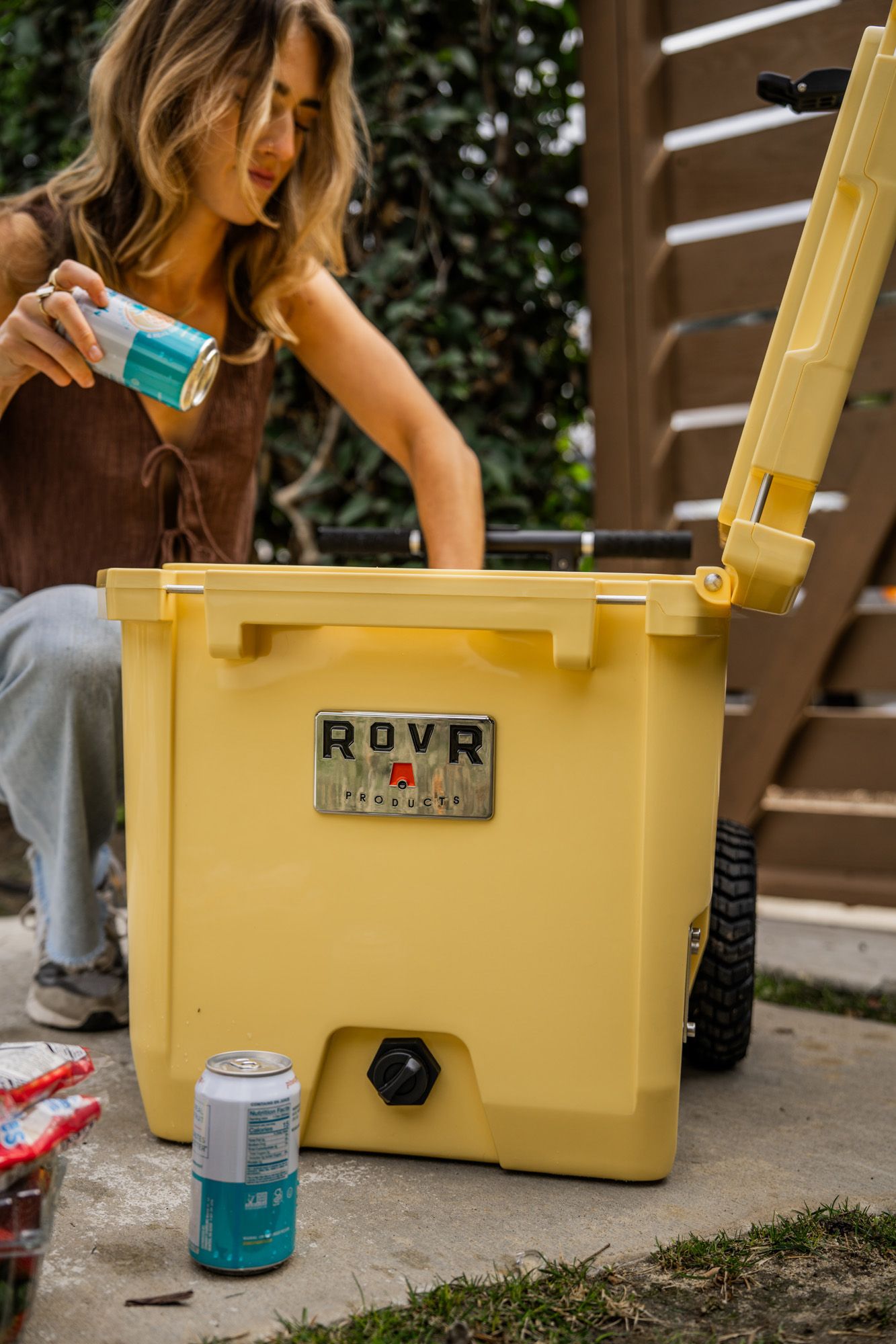 RovR RollR 45 Wheeled Cooler product image