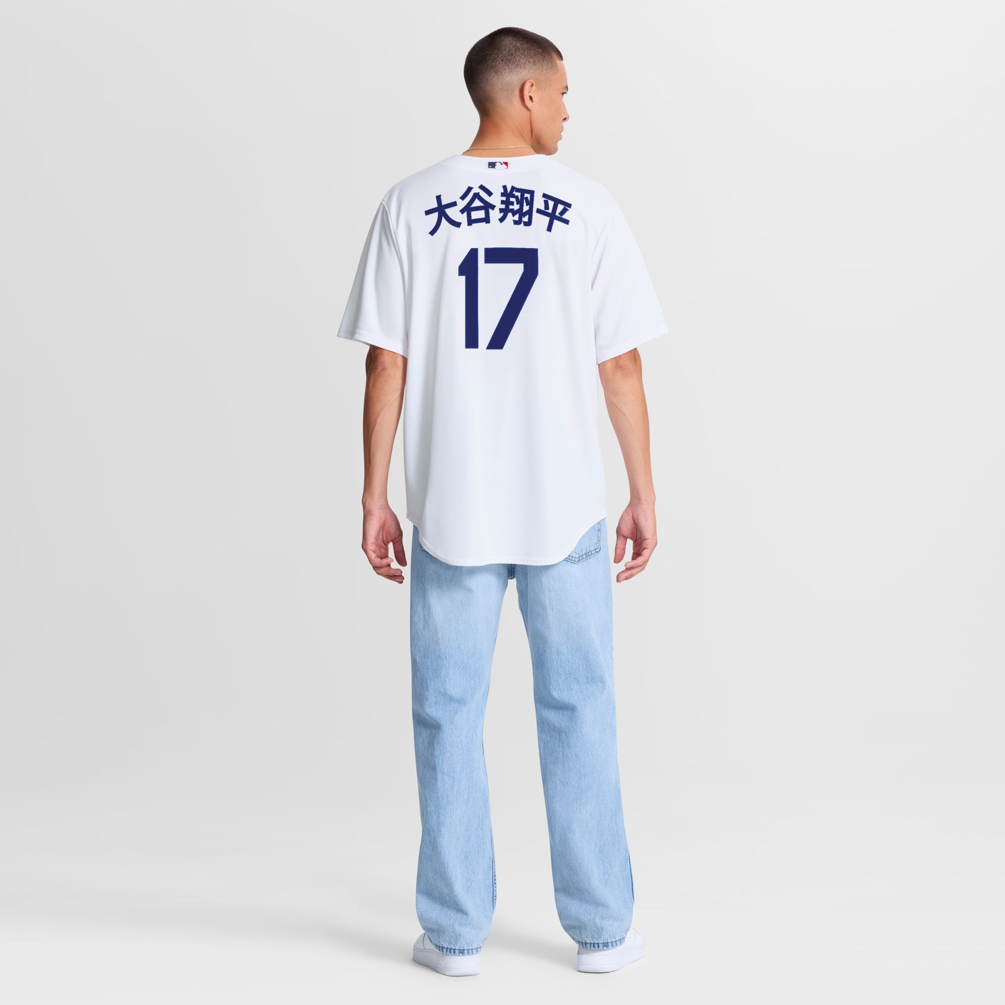 Nike Men's Los Angeles Dodgers White Shohei Ohtani #17 Home Replica Jersey product image