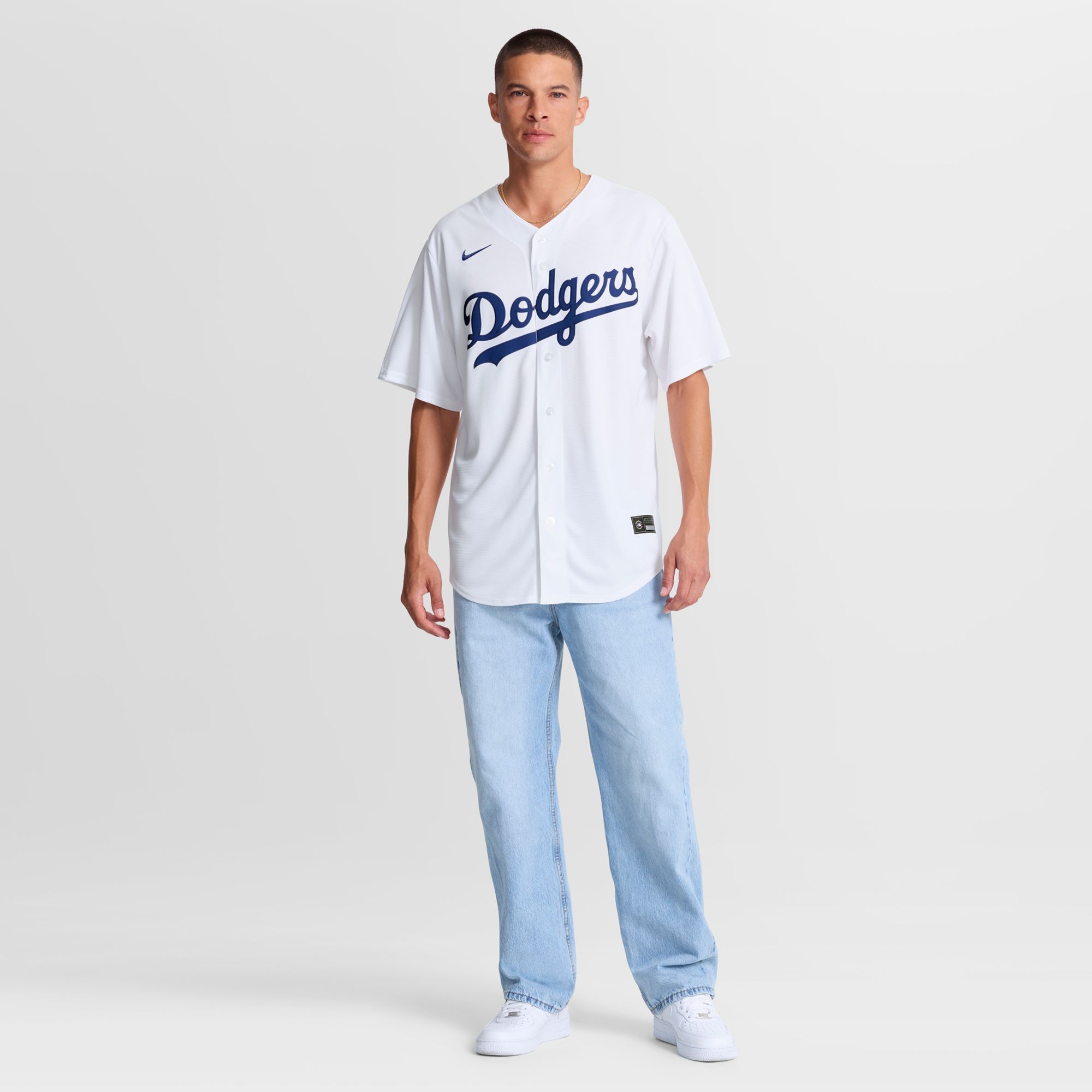 Nike Men's Los Angeles Dodgers White Shohei Ohtani #17 Home Replica Jersey product image