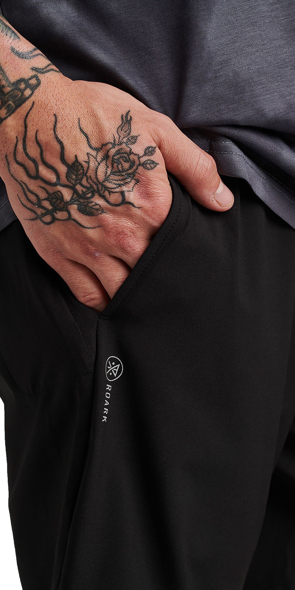 Roark Men's Run Amok Bommer 2.0 7” Shorts product image