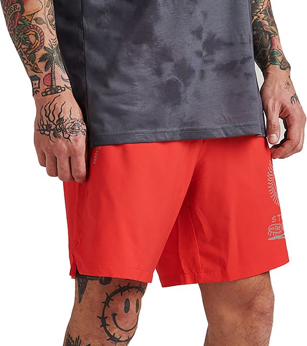 Roark Men's Run Amok Bommer 2.0 7” Shorts product image