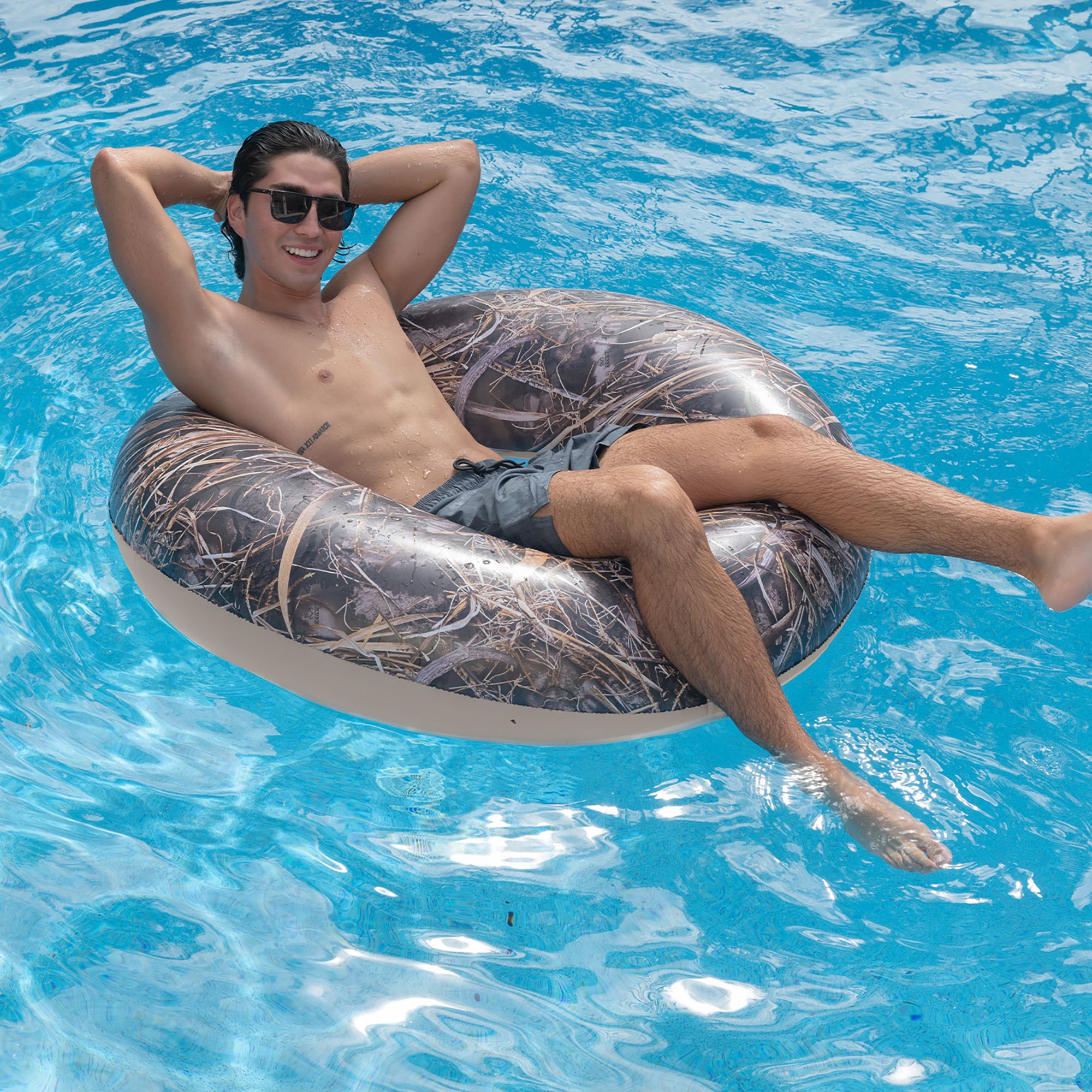 PoolCandy Realtree Jumbo 46" Pool Tube product image